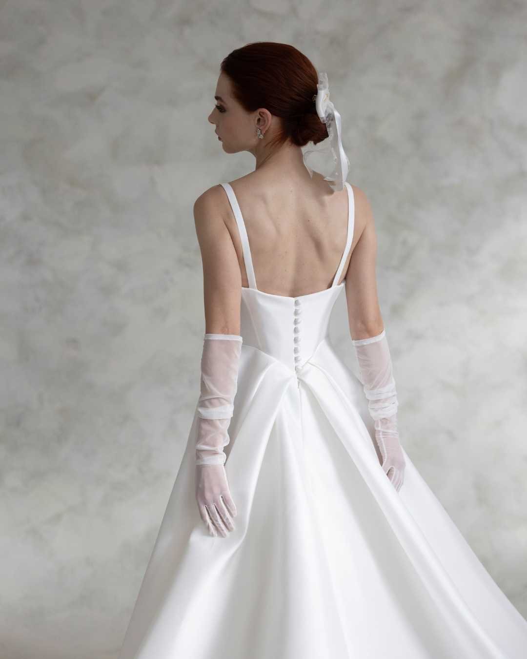 The Mistletoe Gown (5).jpg