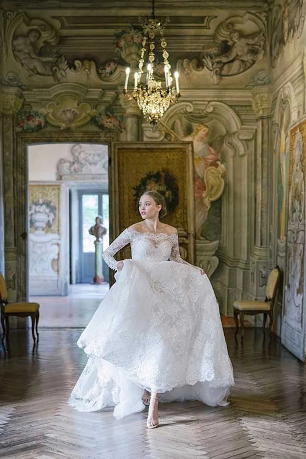 Monique Lhuillier Fleur de Lis