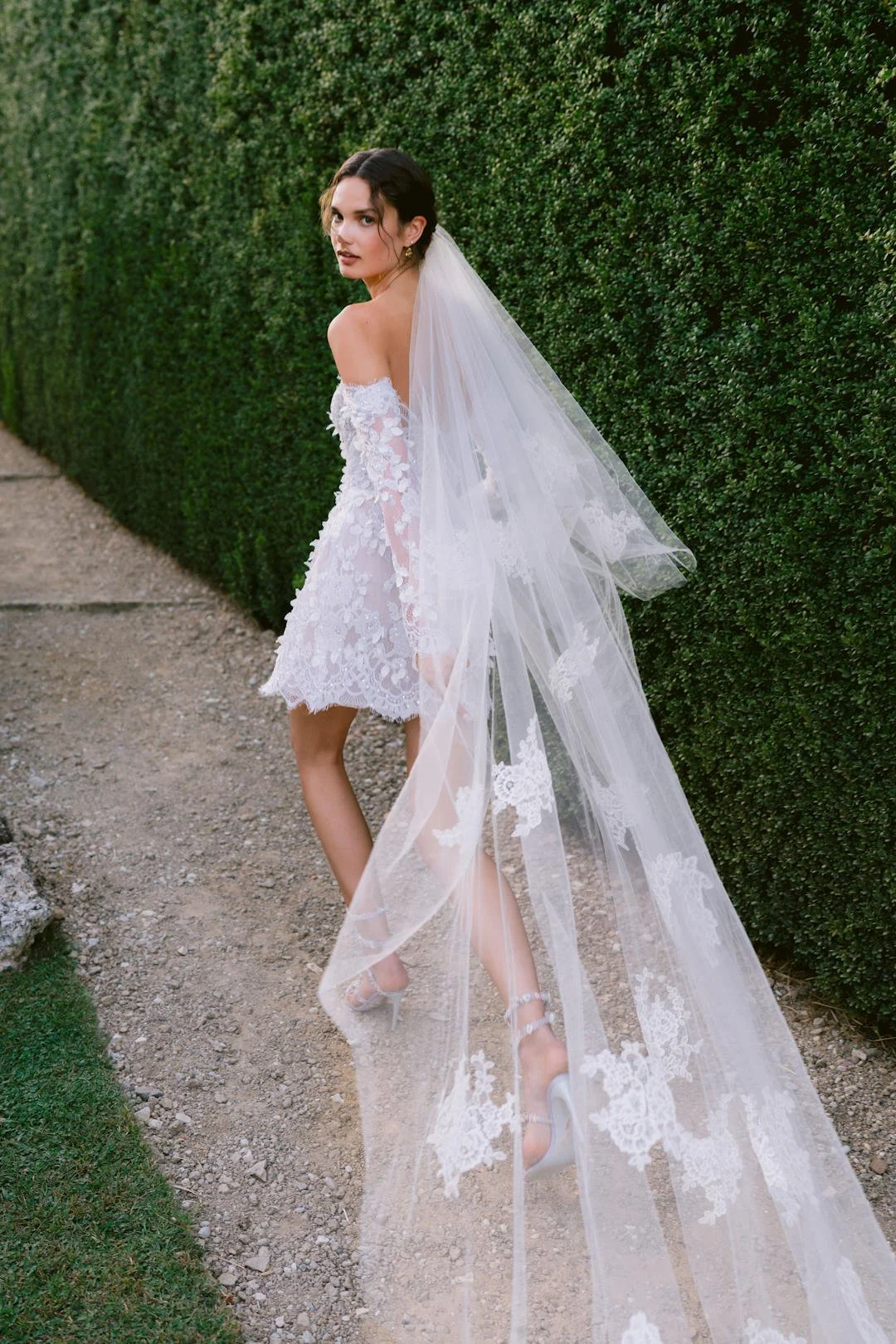 Monique Lhuillier Kayla