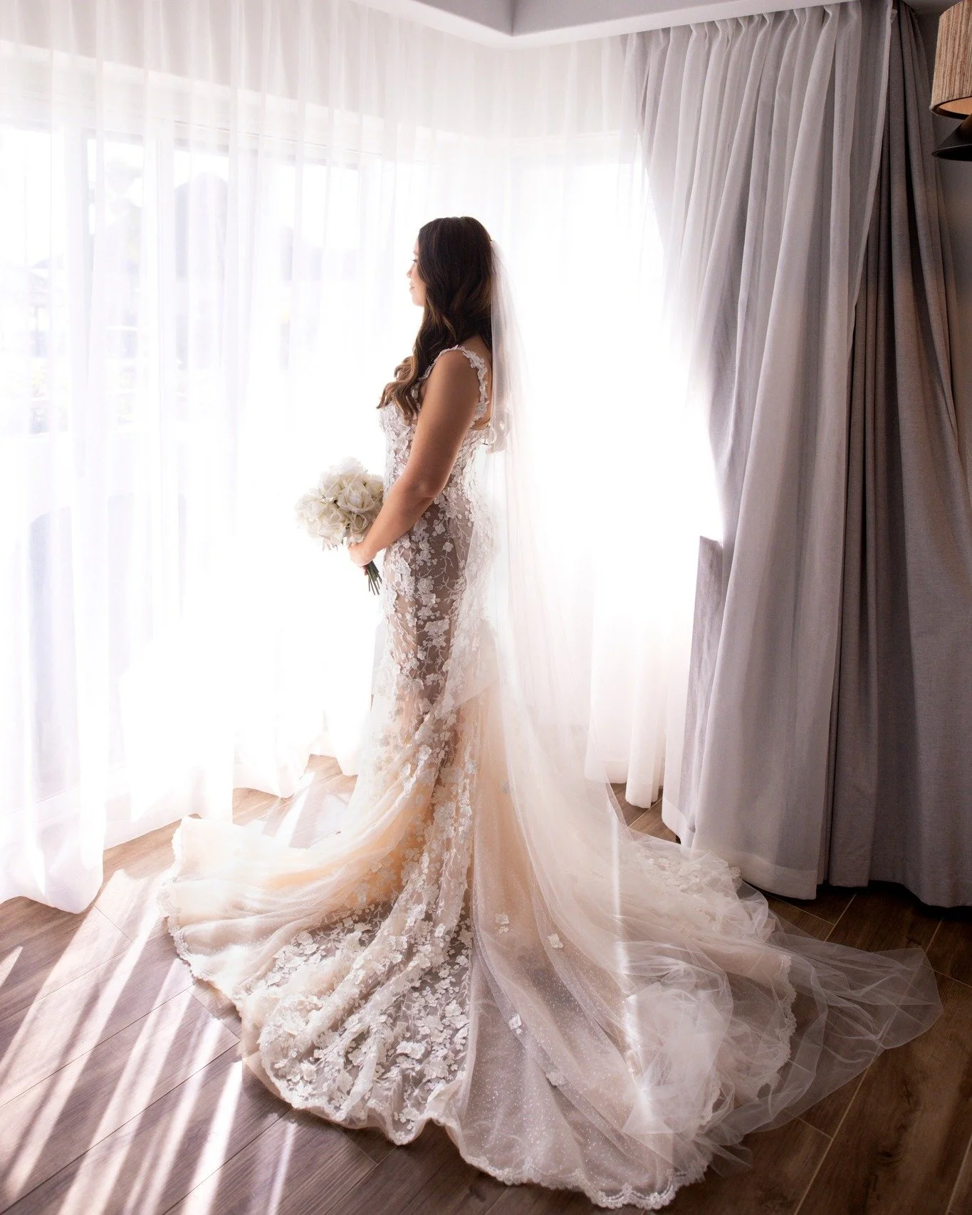 Beautiful Taylor's timeless island wedding now on the blog

#helenrodriguesbridal #hrbride #galialahav #glbride