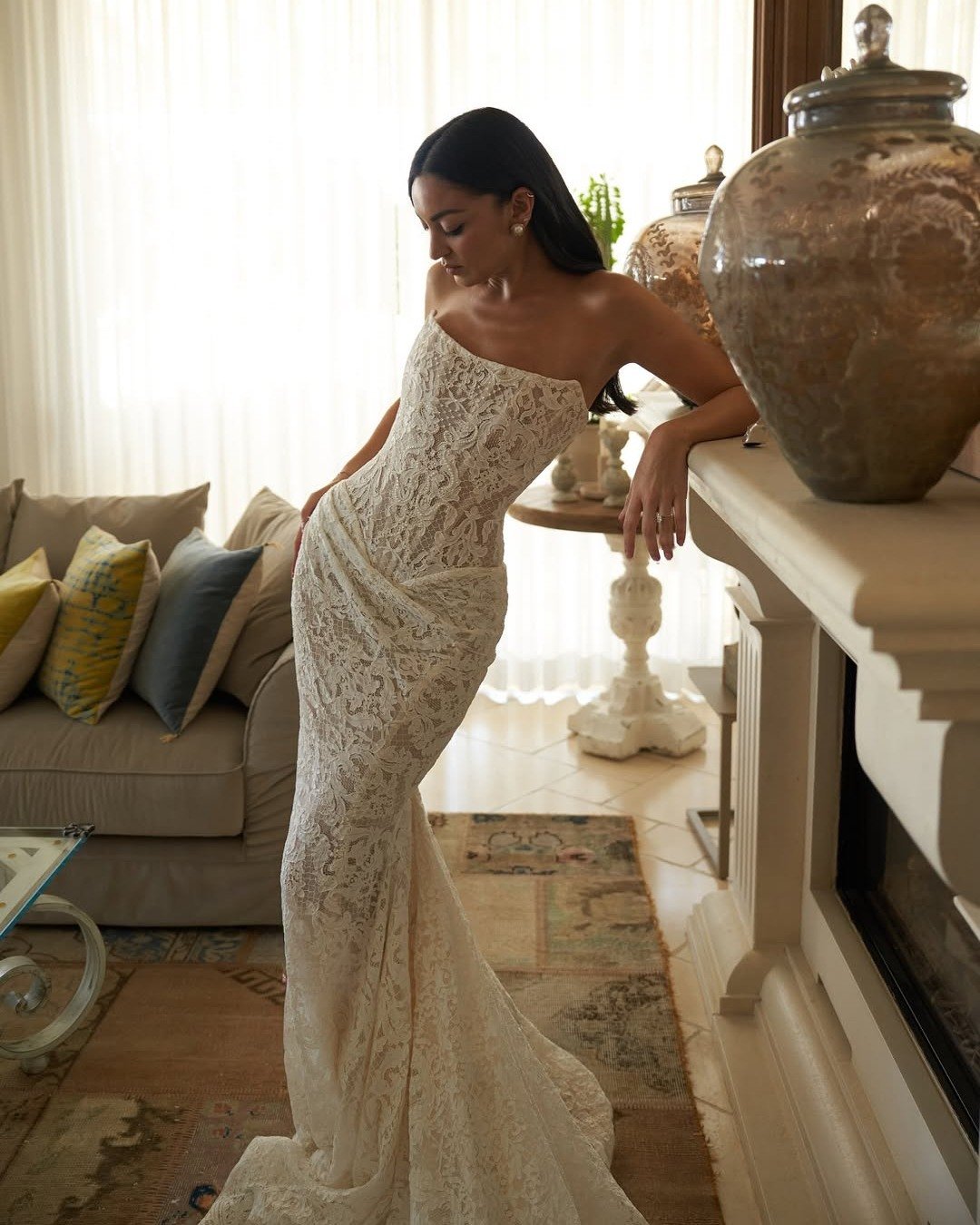 The exquisite Yaelusch gown, designed for stunning @yaelusch will be exclusively available at our Galia Lahav Trunk Show from the 5th-14th of February only. 
Book now!

#helenrodriguesbridal #galialahav #glbride