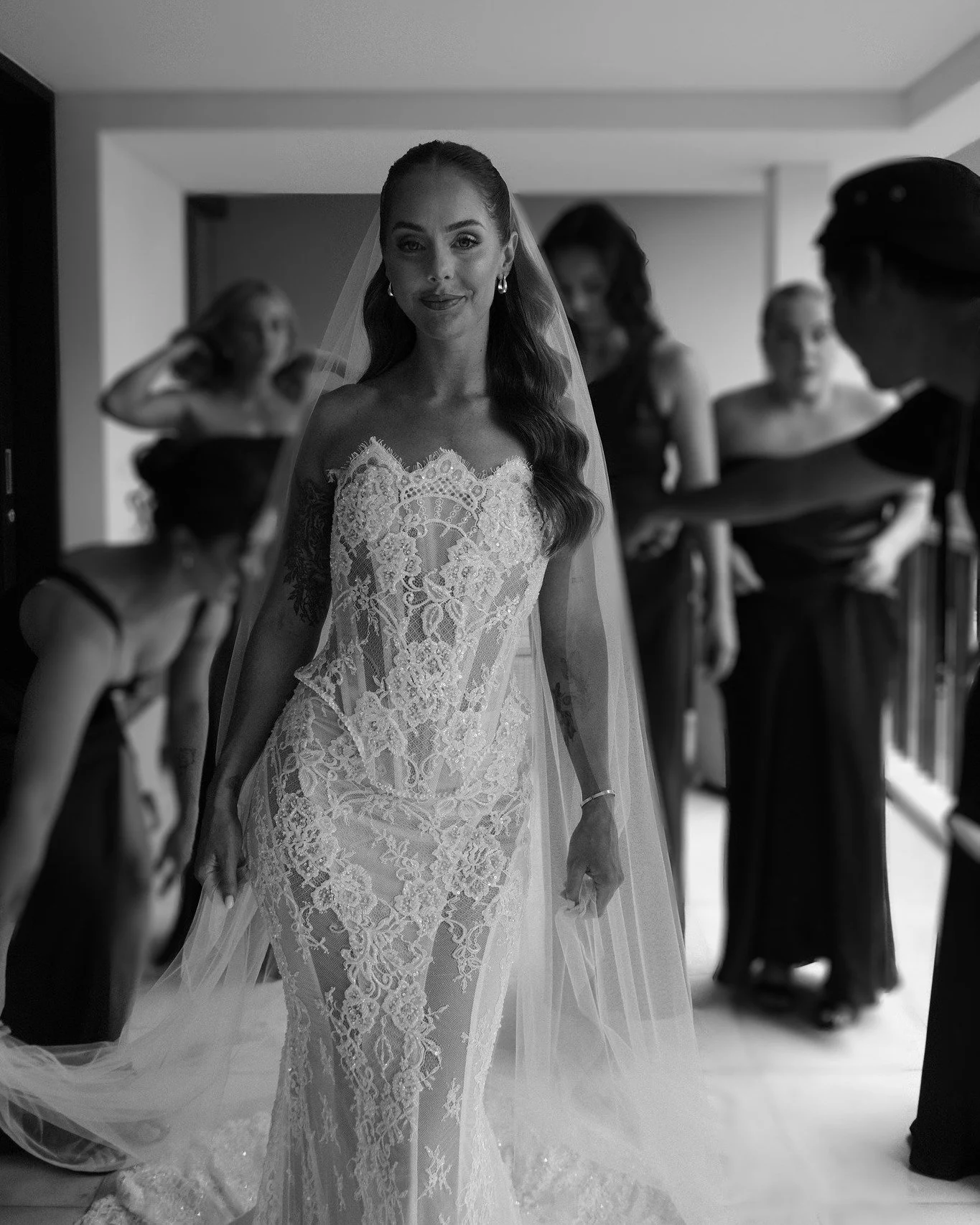 Every detail planned with intention, our latest real bride feature with gorgeous Cassie is now live.

#helenrodriguesbridal #glbride #baliwedding #hrbride
