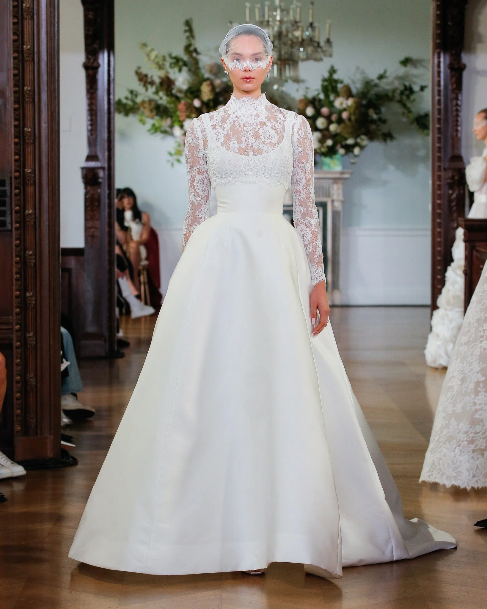 The Keaton gown by @moniquelhuillierbride , one gown, two dreamy expressions.

Discover the Keaton gown exclusively at our Fall 2026 Bridal Trunk Show, May 22nd &amp; 23rd only.