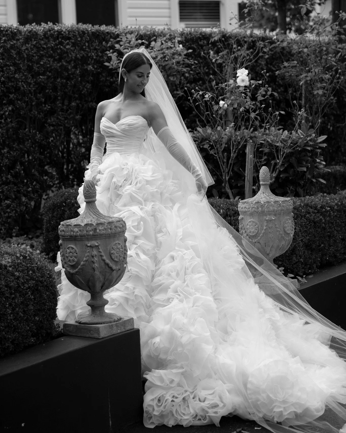 Unforgettable Hadarel wearing Charming by @moniquelhuillierbride