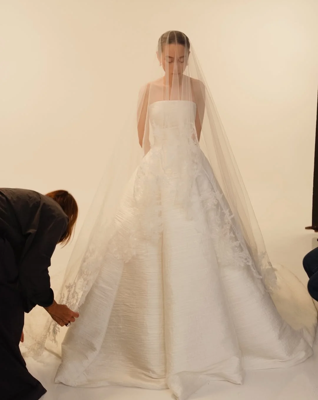 Perfect pleats, stunning new Marmar Halim Bridal 2026 has just arrived in boutique, only at Helen Rodrigues Bridal.
Book your private appointment today.