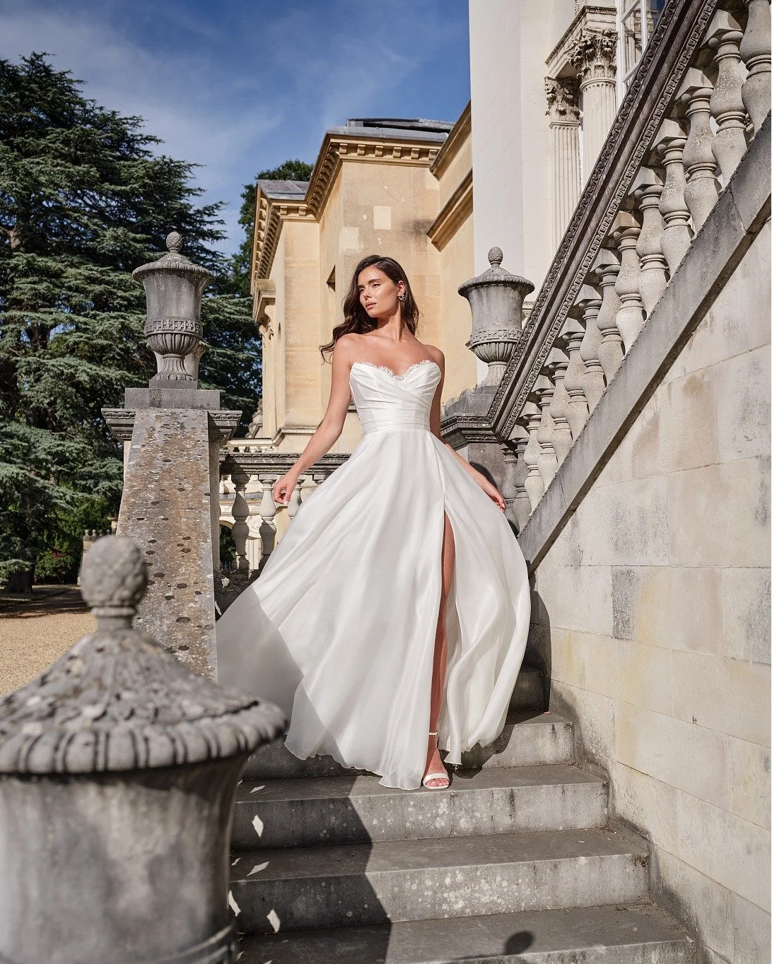 Sculptural elegance meets timeless femininity in the stunning new arrival, Silvaine by @suzanneneville 
Only at Helen Rodrigues Bridal, book your private appointment today.