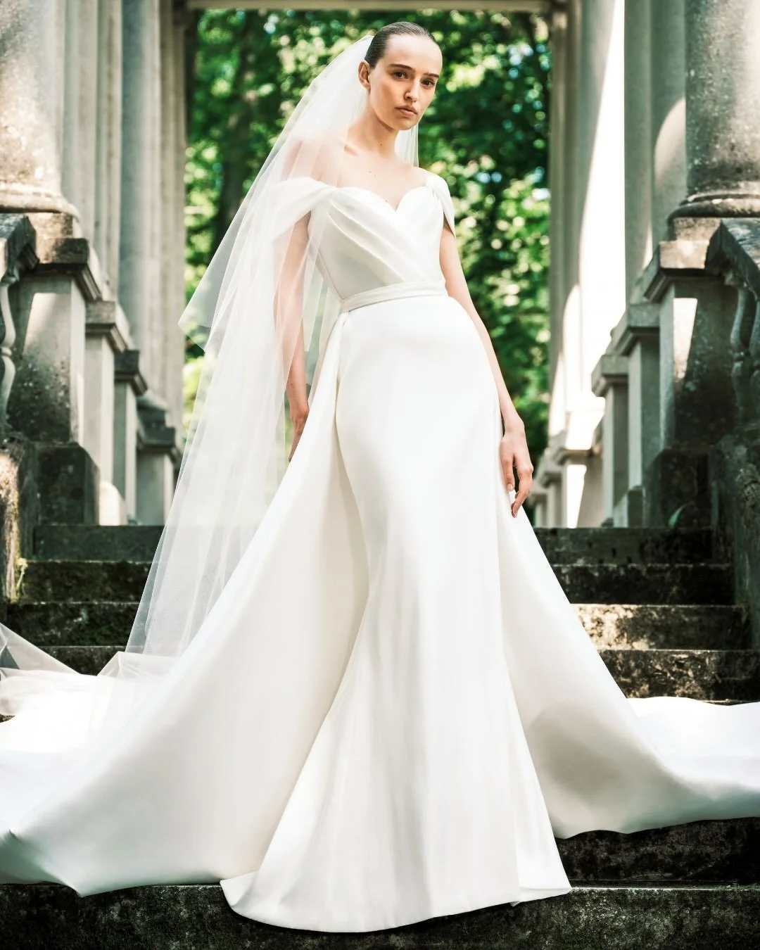 DESIGNER ARCHIVE SALE Elie Saab Sneak Peak. Taking place this Saturday, 26th September from 9am-4:30pm. Nothing over $10,000 &amp; up to 90% off the RRP. No appointments required. 1a/211 Ben Boyd Road, Neutral Bay.