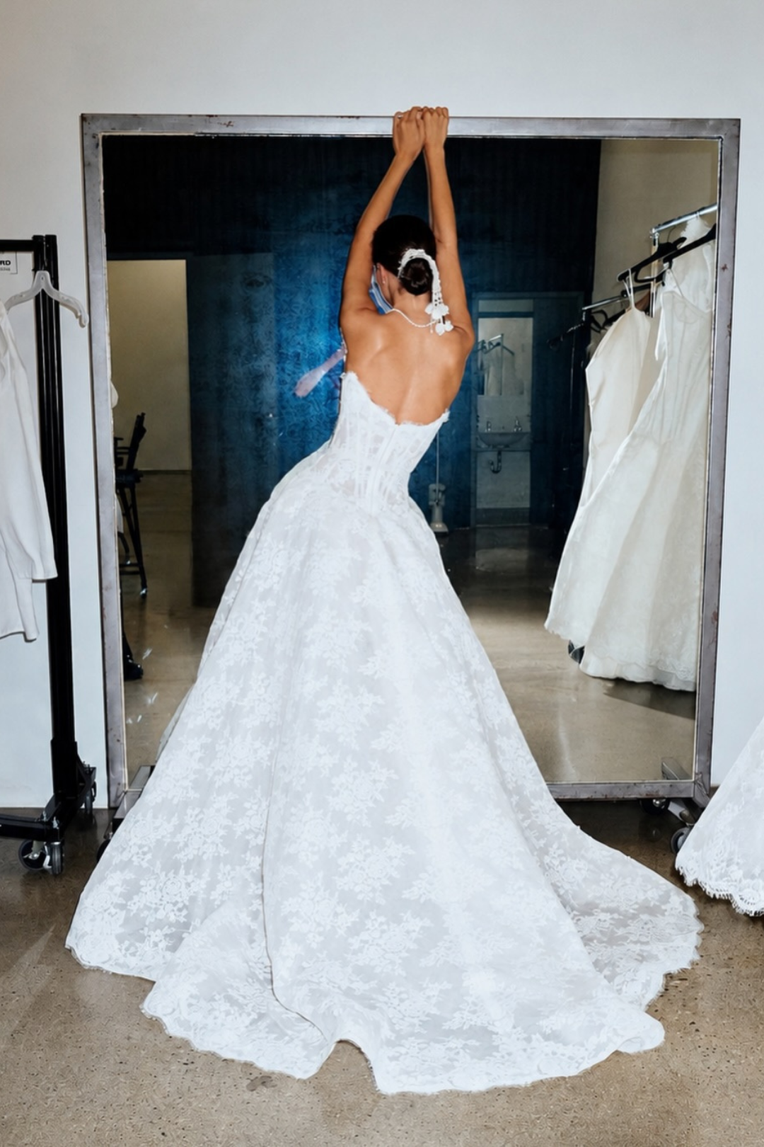 monique-lhuillier-beloved-back.png