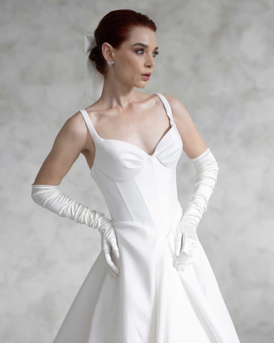 The Mistletoe Gown (7).jpg