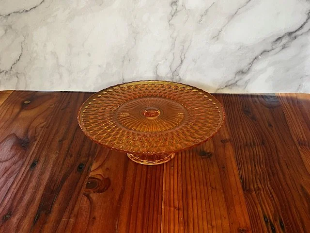 Item #S22 8" cakes or smaller