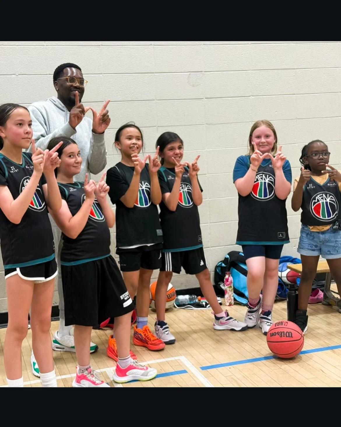 Huge shoutout to our U11 girls for an amazing first tournament! They played their hearts out and came away with big wins. Way to go, team! ๐คฉ๐
