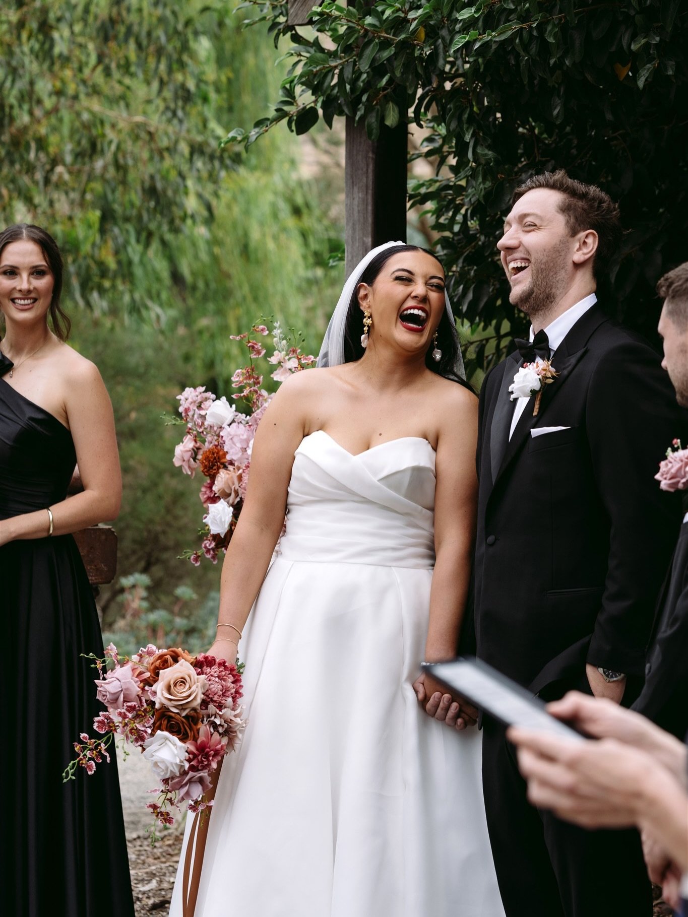 I love this photo of Maddie and Nick!! One of my favourite moments in any ceremony&hellip; the wholehearted laugh.

This doesn&rsquo;t happen from me being a comedian up the front. These laughs come from a funny story we share, or the little things e