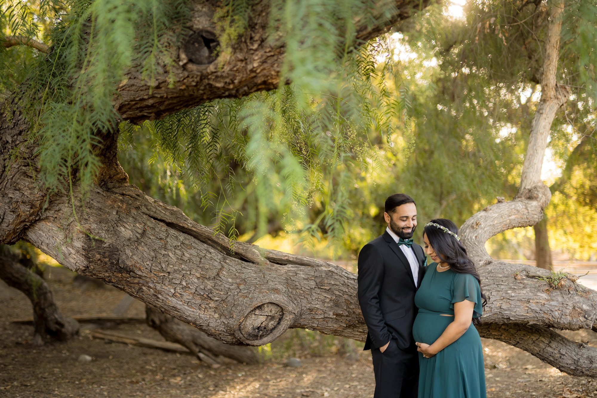 3-RS-Irvine-Regional-Park-Maternity-Photos-Andrew-Kwak-Photography.jpg