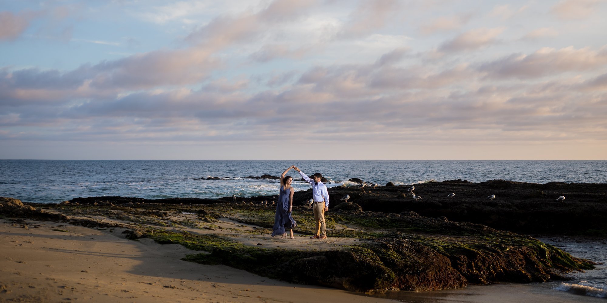 6-SK-Laguna-Victoria-Beach-Engagement-Photos-Andrew-Kwak-Photography.jpg