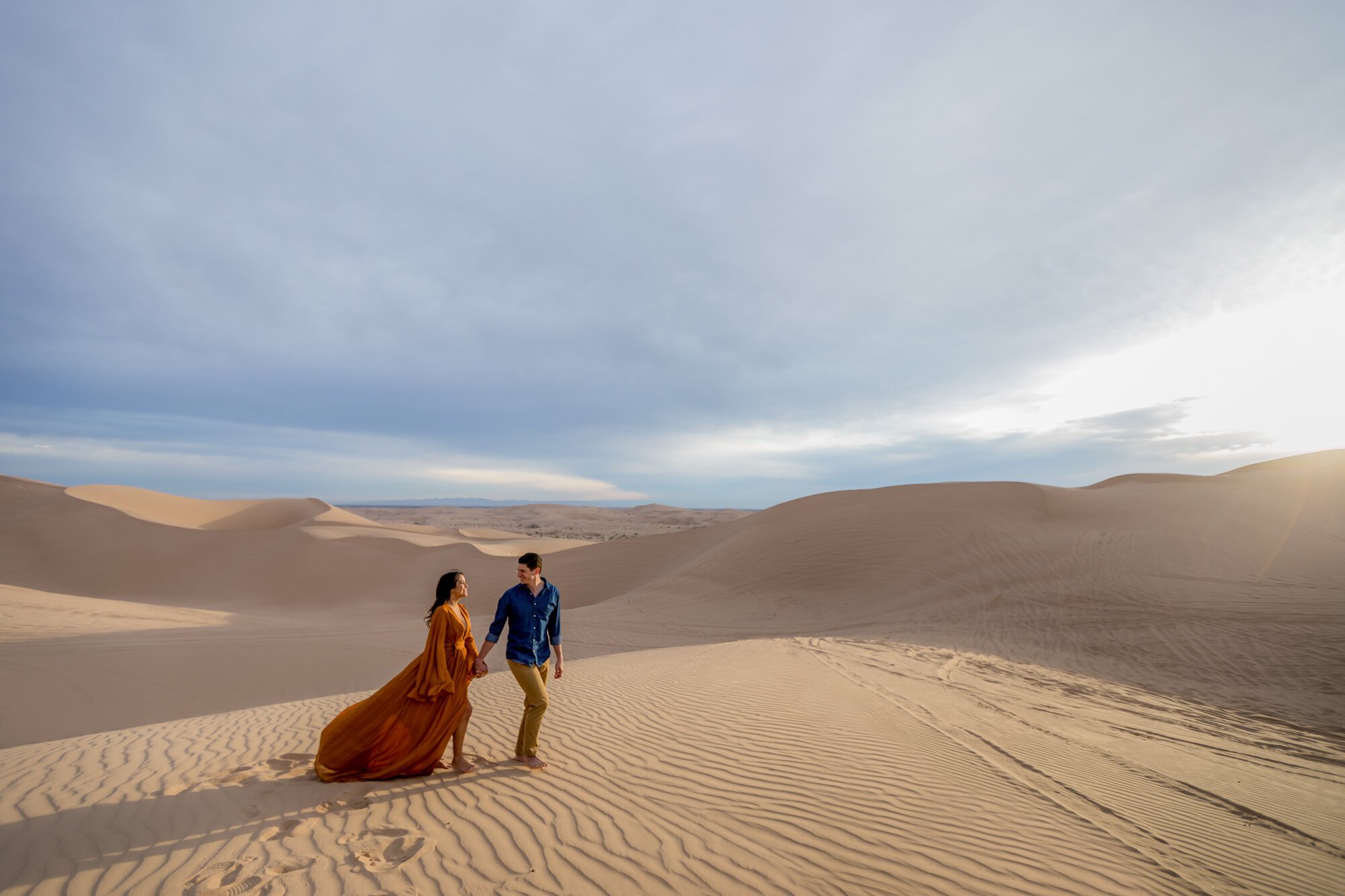8-EA-Imperial-Sand-Dunes-Hugh-T-Osborne-Lookout-Park-Brawley-Engagement-Photos-Andrew-Kwak-Photography.jpg