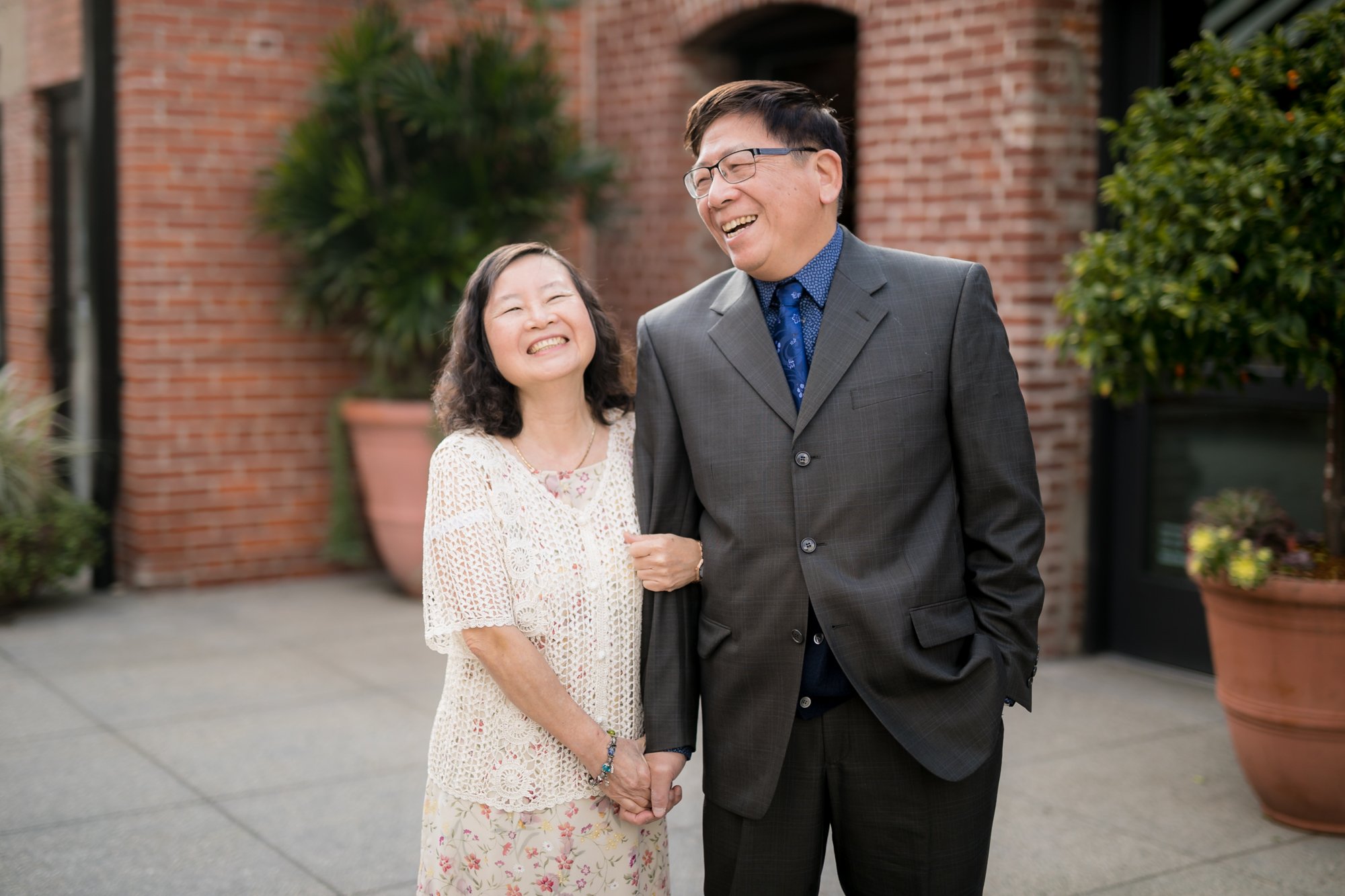 03-Felicia-Family-Old-Town-Pasadena-Family-Photos-Andrew-Kwak-Photography.jpg