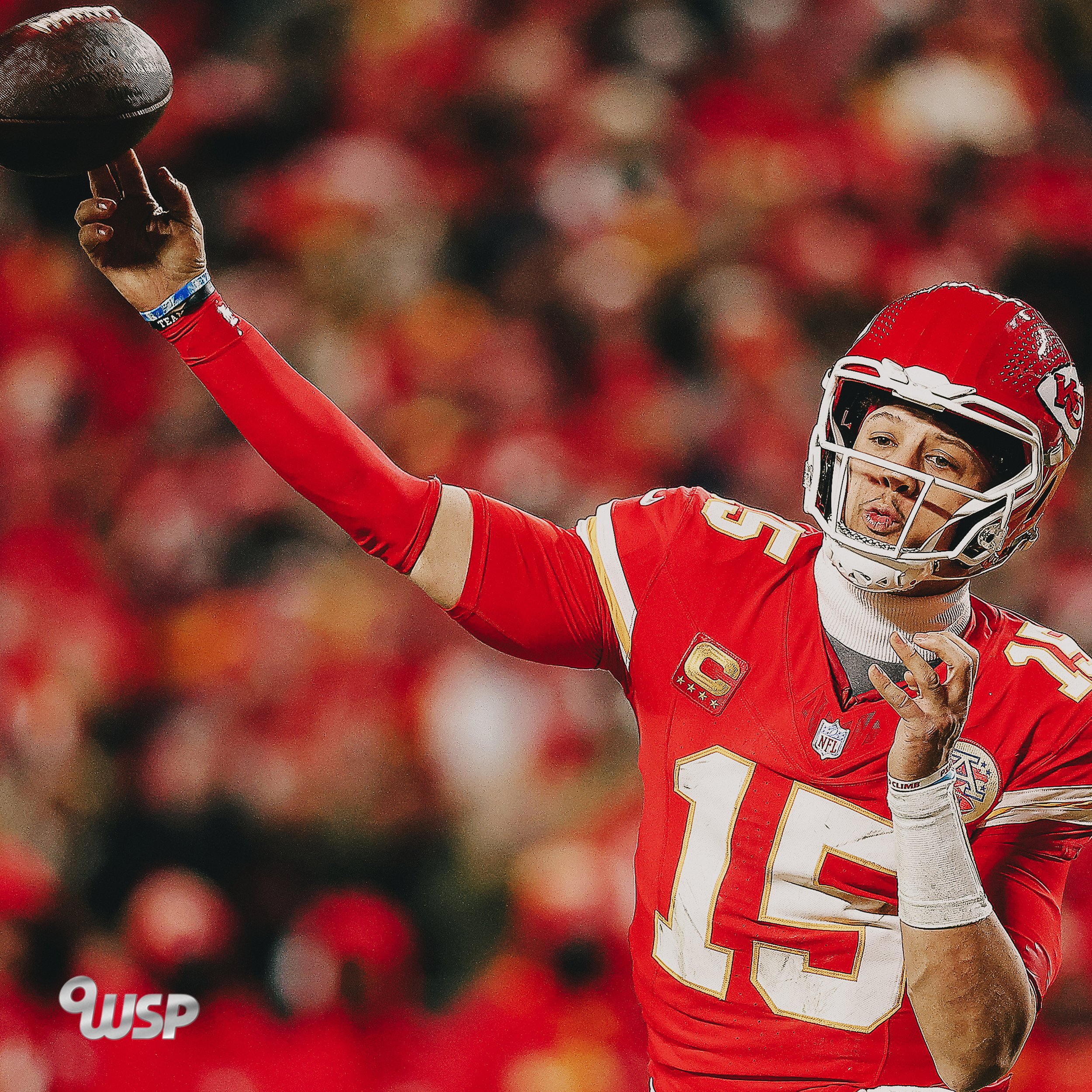 MAHOMES 1 ZOOM.jpg