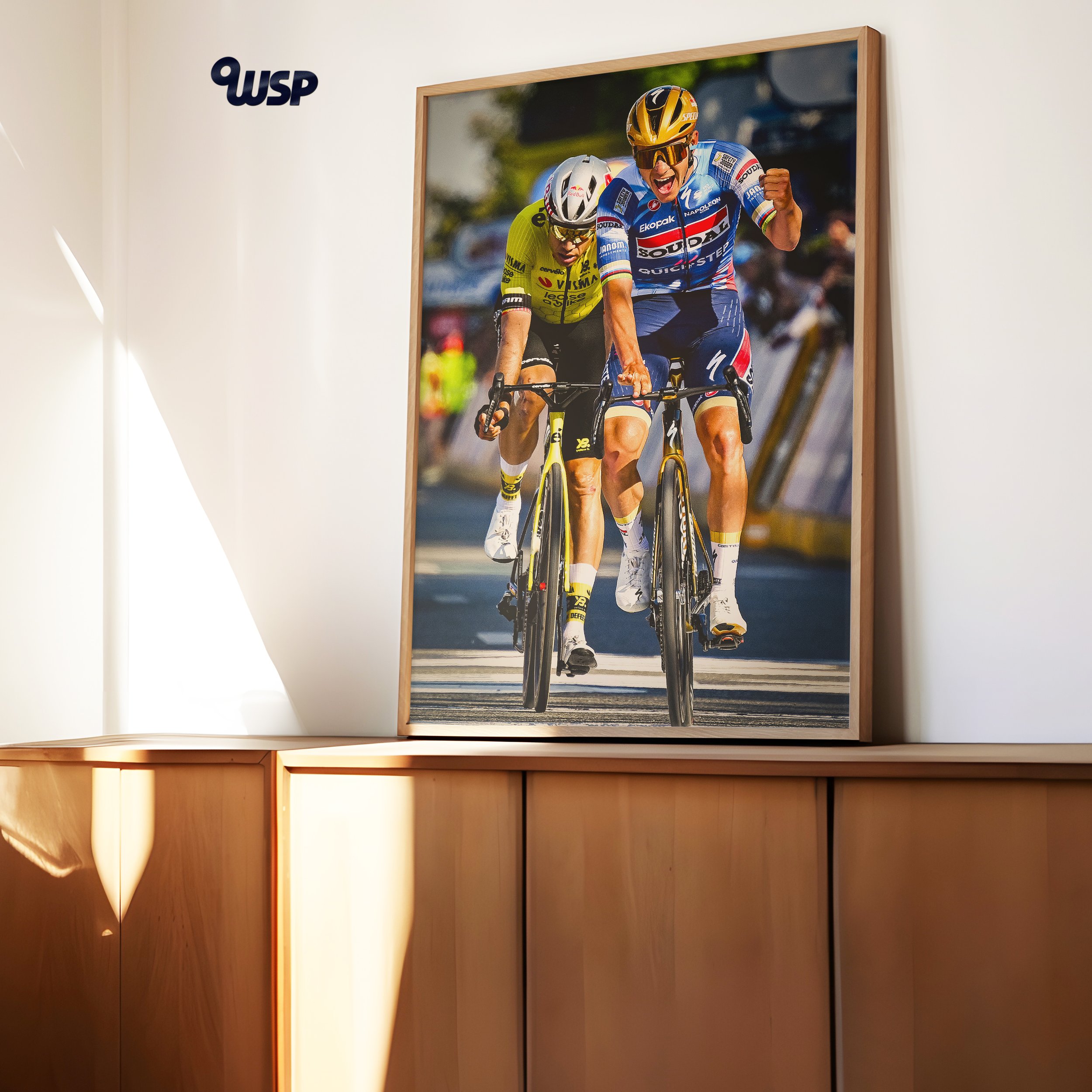 EVENEPOEL 2 SUNLIGHT FRAME.jpg