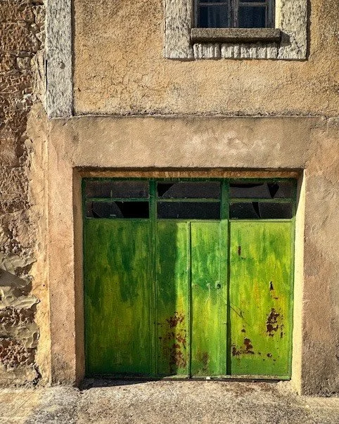 Spanish summer part 2 

Member:
@urbexhero
@patina_transport
@exposure_transports
@backroad_visions 

Also featured by:
@exposure_urbex
@exposure_midnight_
@global_urbex
@nature_takes_over
@renegade_abandoned
@renegade_rides
@renegade_dark
@unforgott