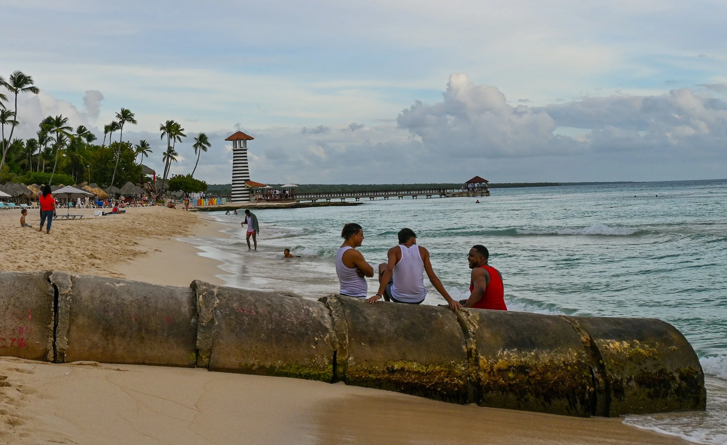 guys on pipe -Edit.jpg