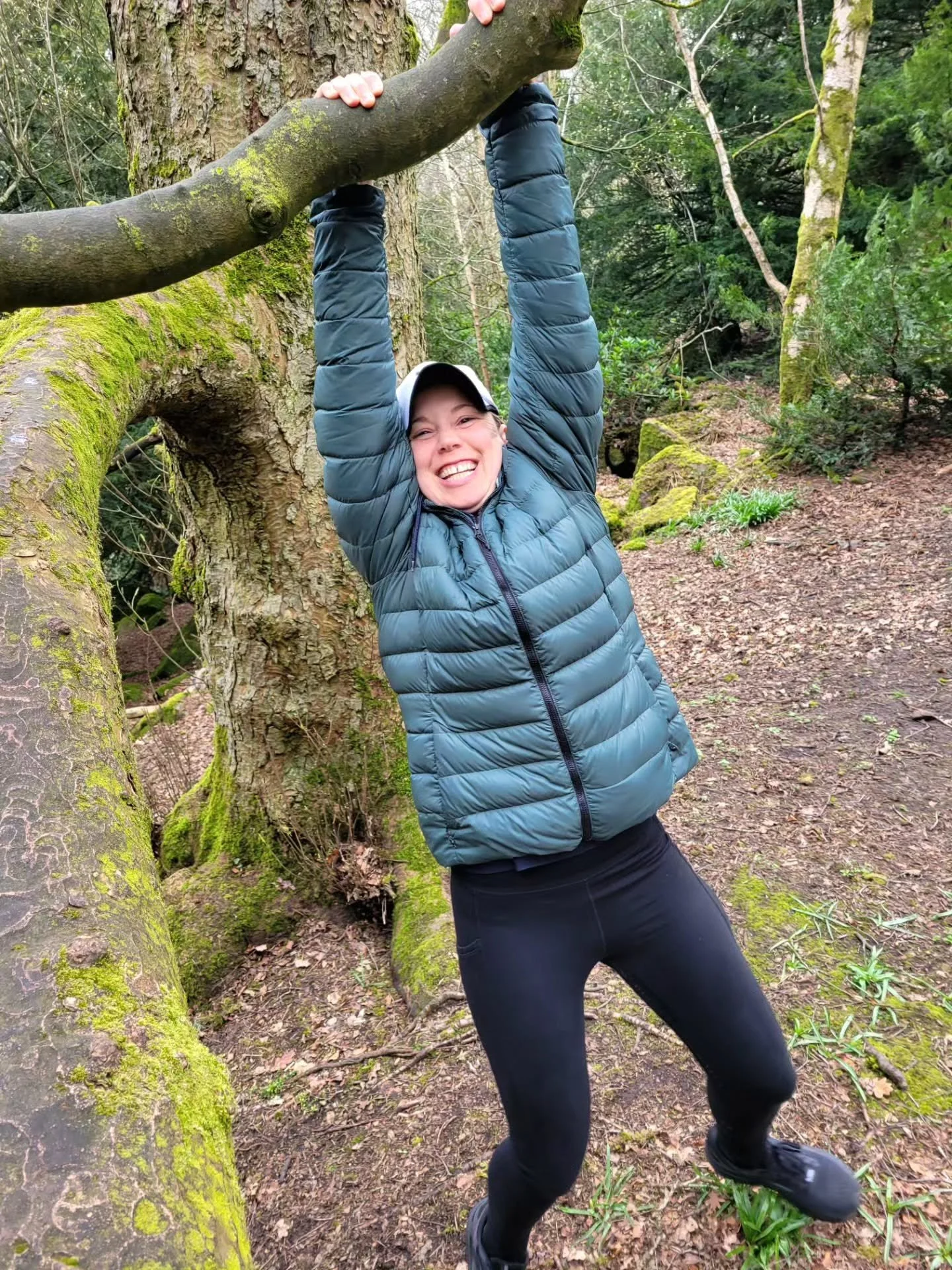 Happy Earth Day 🌎 
Spend as much time as you can outside, so simple so beautiful 

#earthday🌎 #earthoutdoors #nature #england #trees