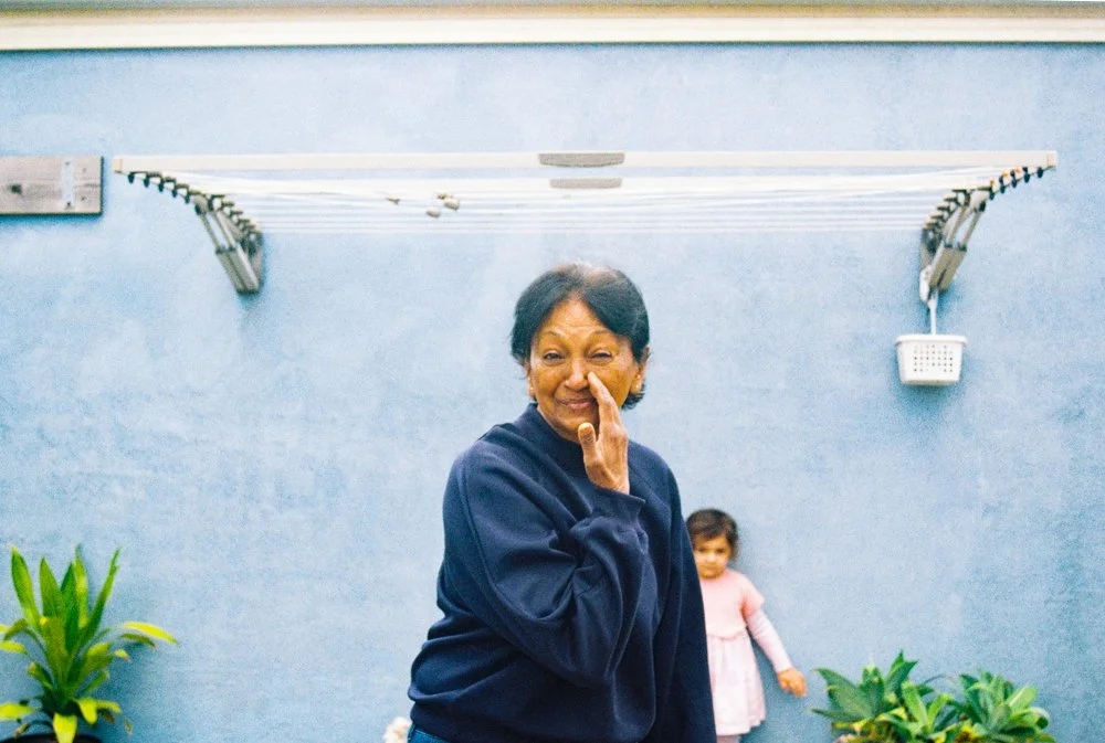 forget-me-not-grandmother-granddaughter-funny-secret.jpg.jpg