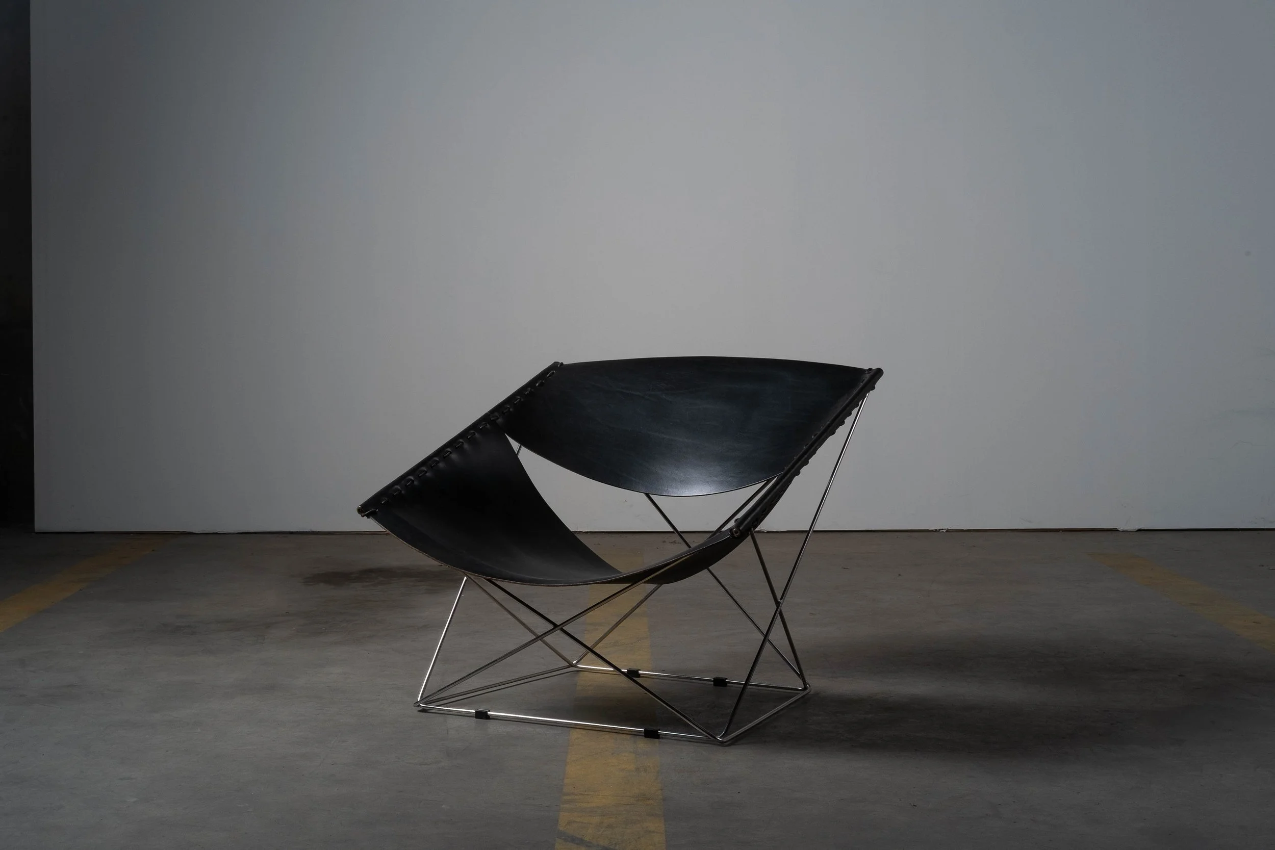 Pierre Paulin - Artifort F675 Butterfly chair