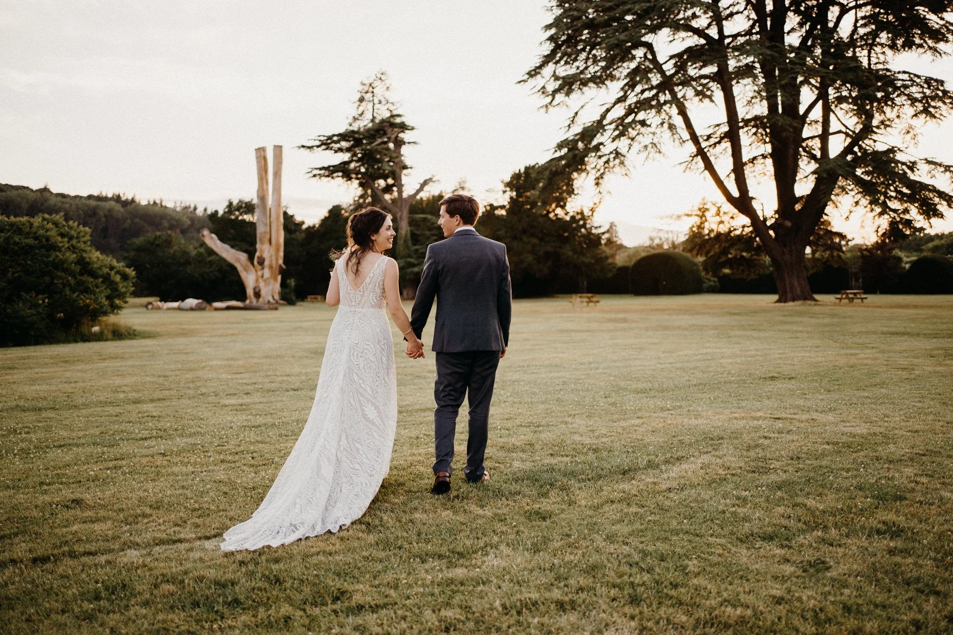 Hampton Court Castle couple portraits at sunset walking
