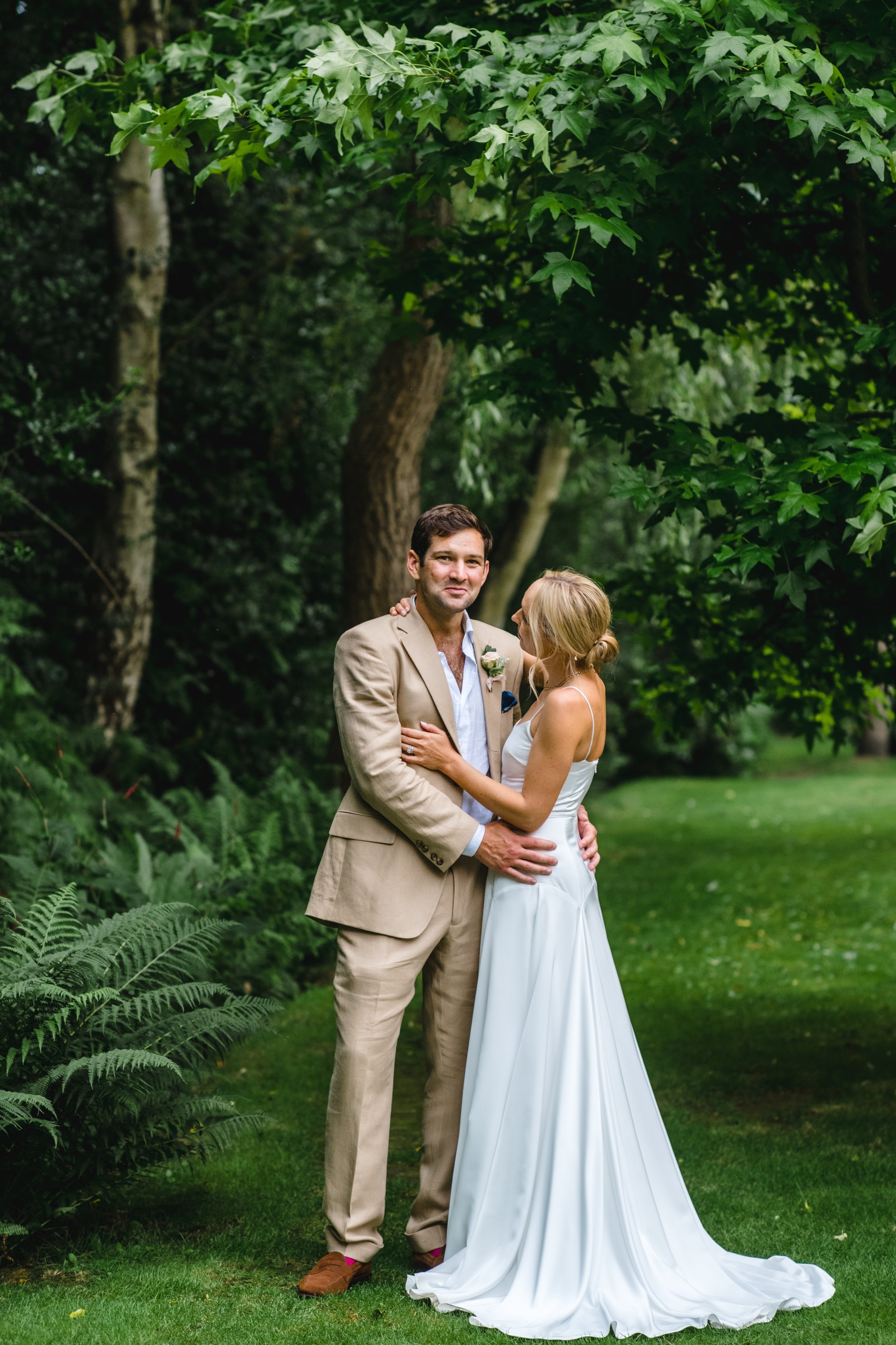 Beautiful bride Rebeca wore a wedding dress by Halfpenny London