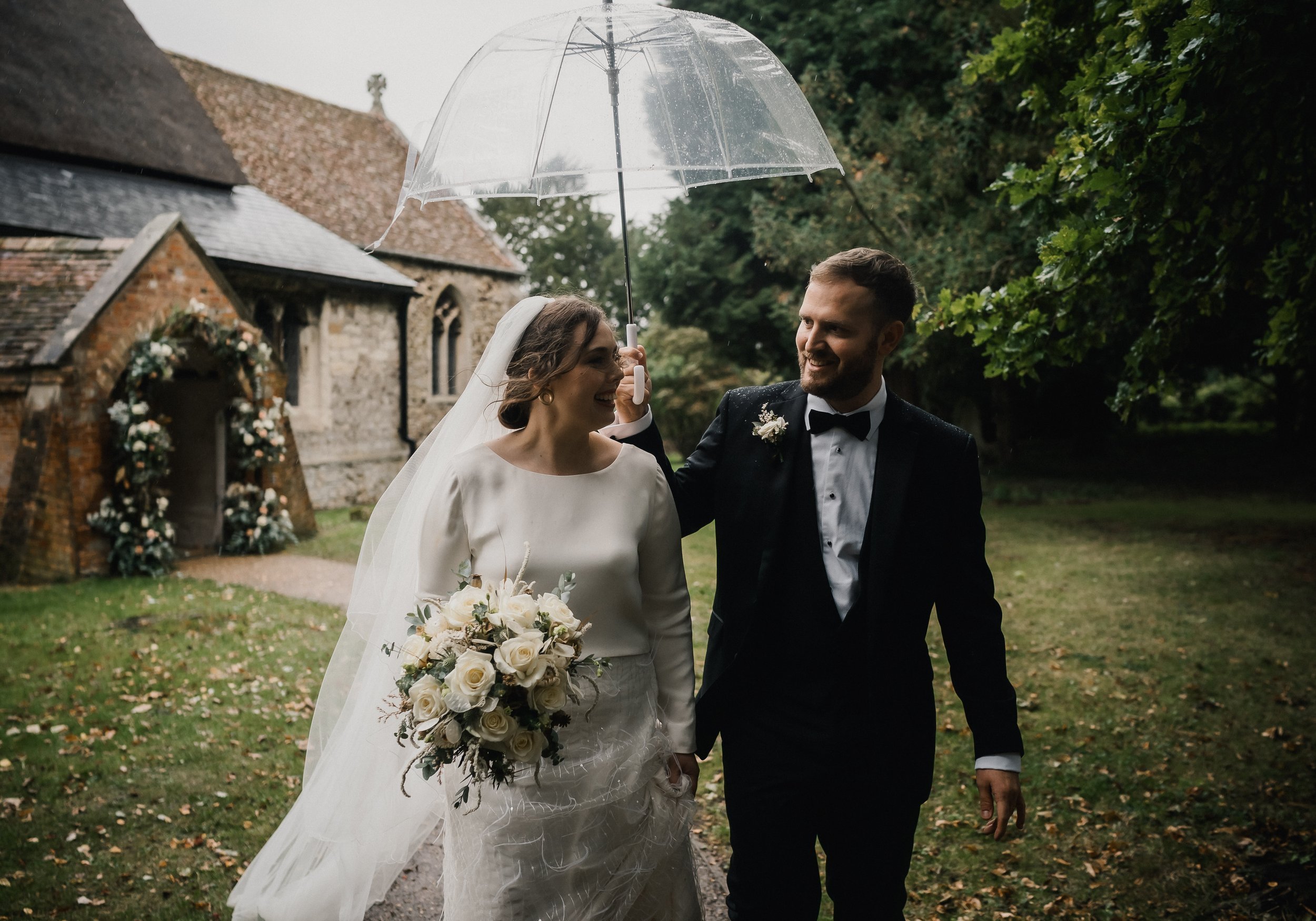 Beautiful bride Rachel wore a wedding dress by Halfpenny London