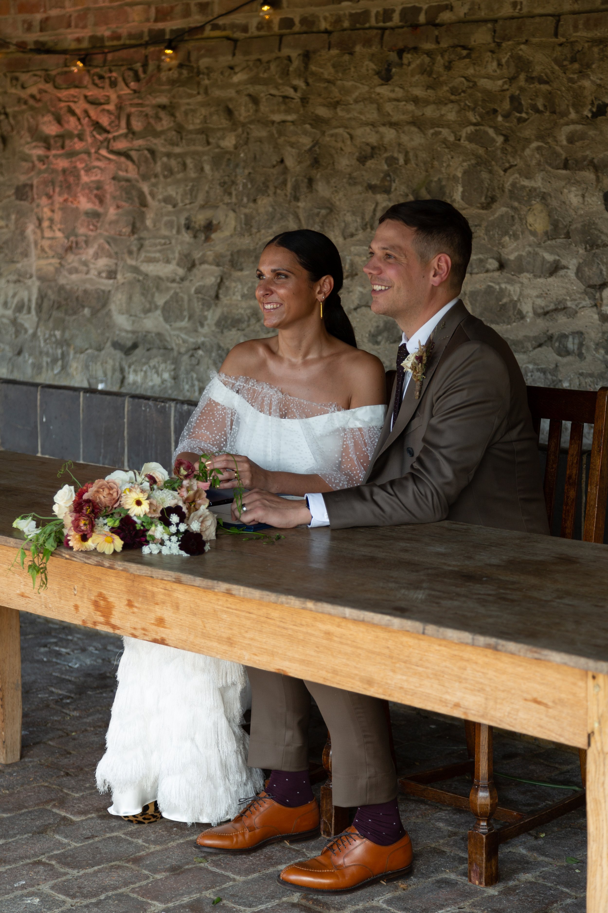 Beautiful bride Jodie wore a wedding dress by Halfpenny London