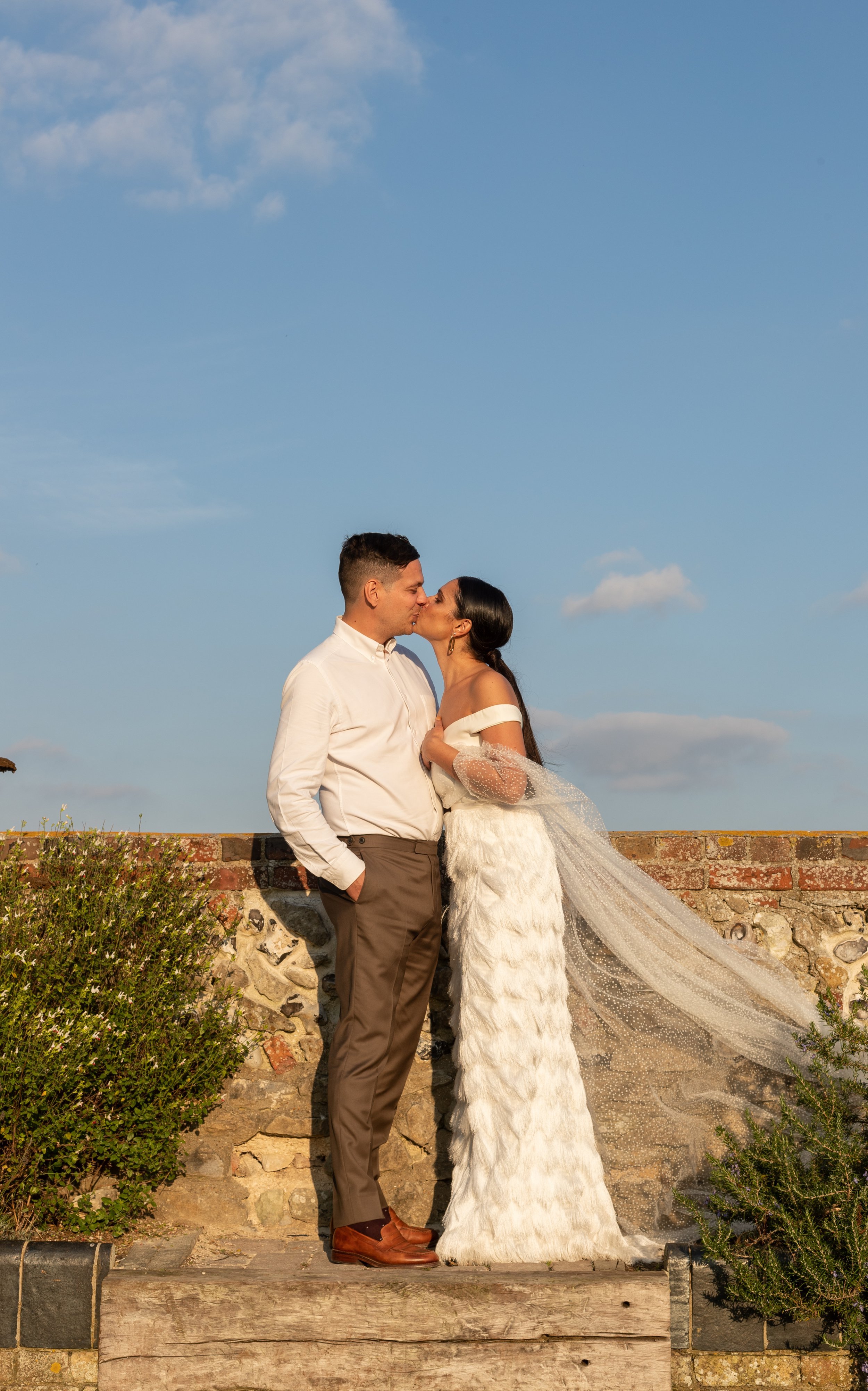 Beautiful bride Jodie wore a wedding dress by Halfpenny London