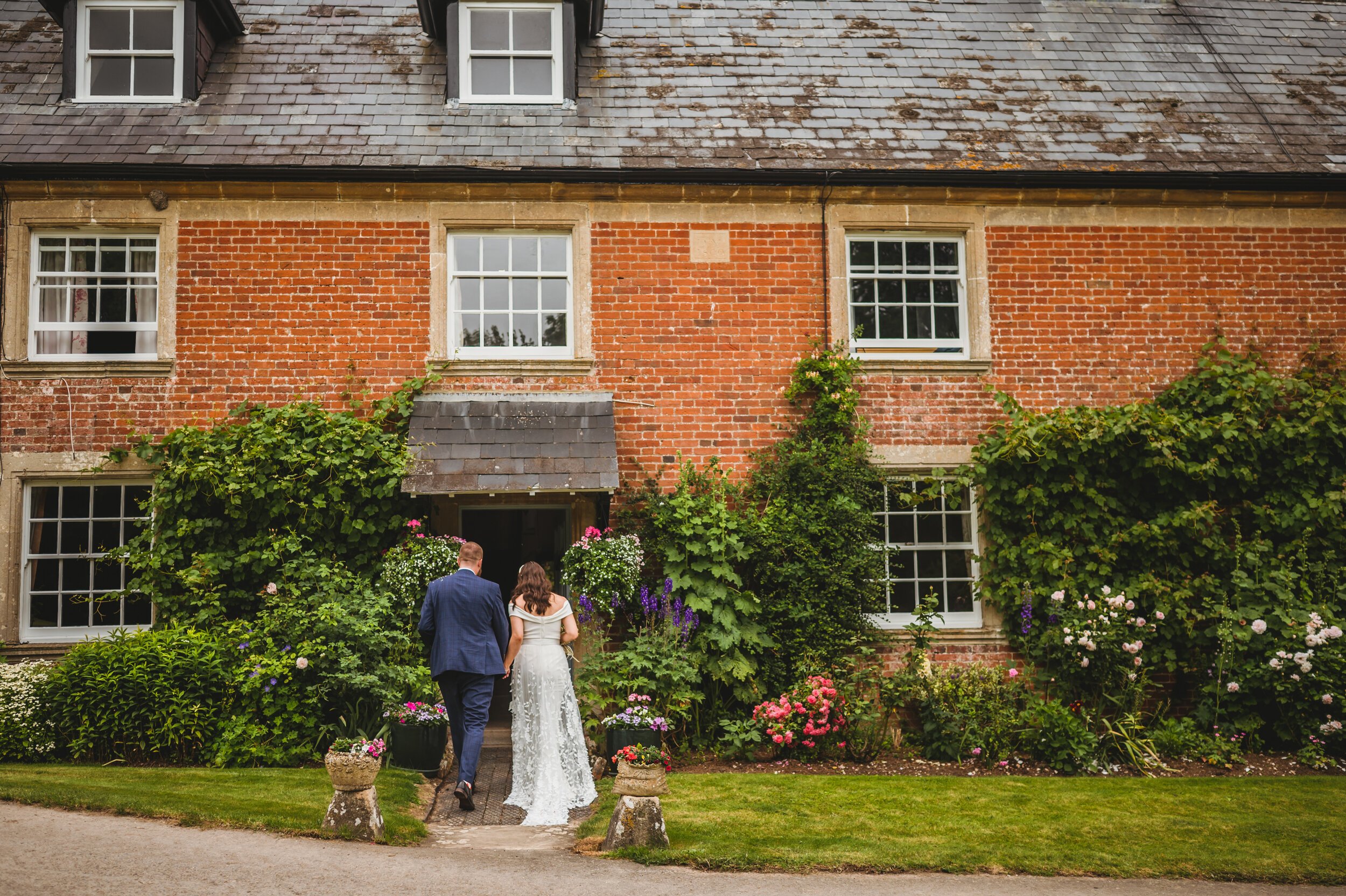 Beautiful bride Alicia wore a wedding dress by Halfpenny London