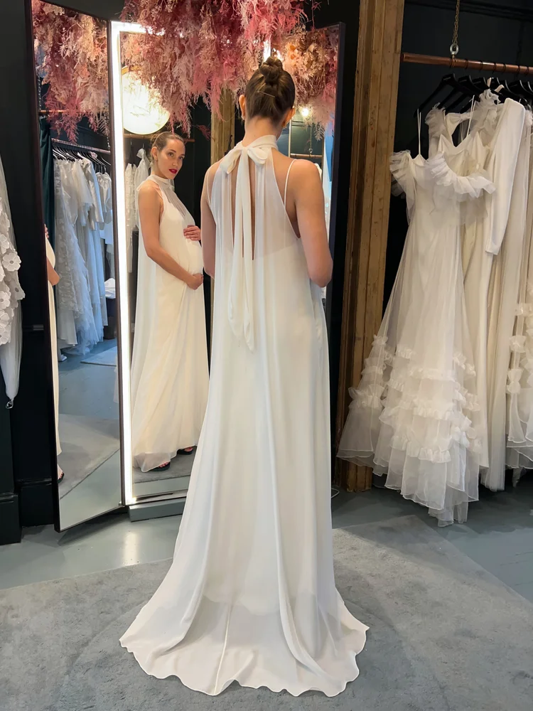Wedding dress advice | What to do if you become pregnant before your wedding   Halfpenny London Wedding dresses and separates in London