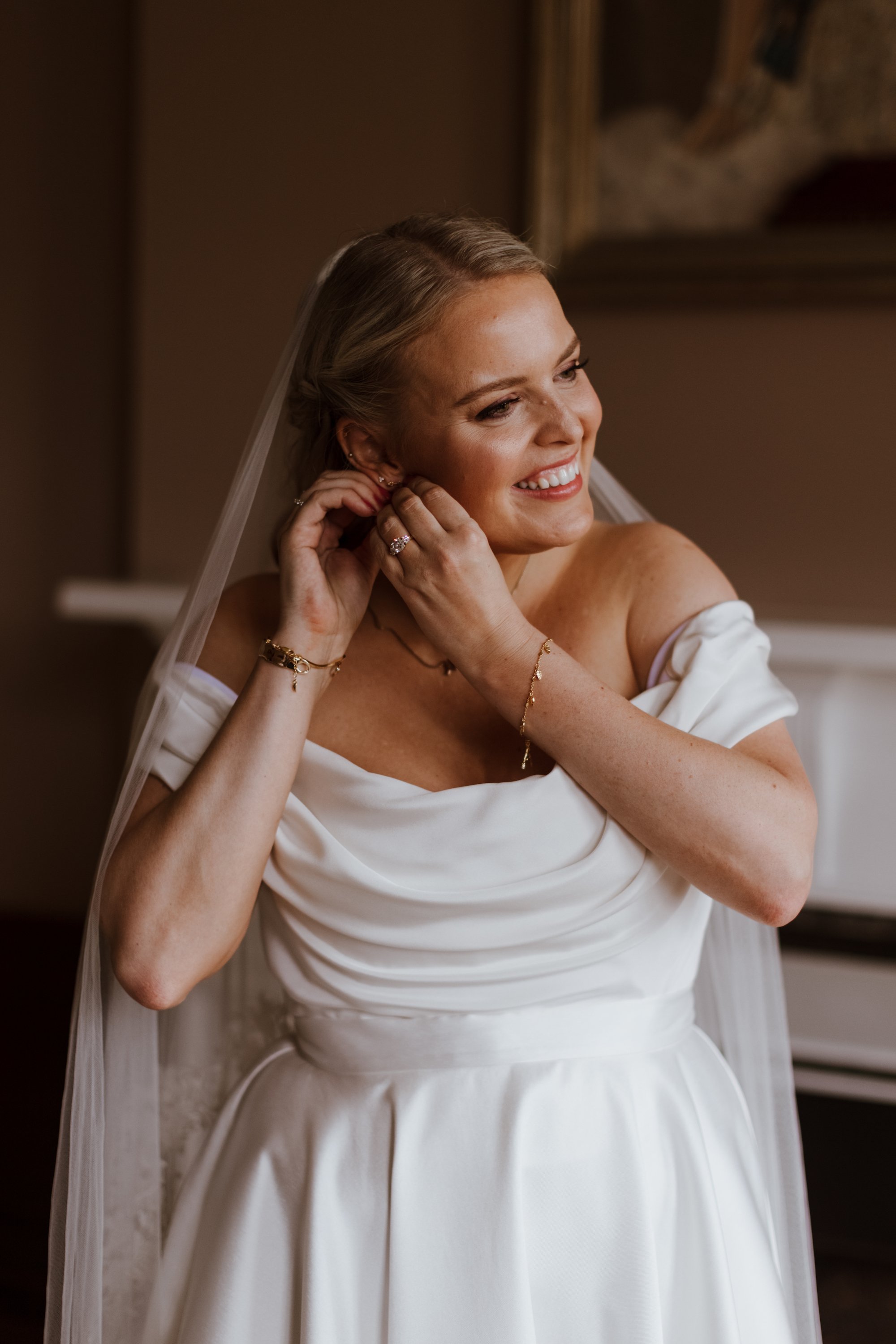 Beautiful bride Alex Light wore a wedding dress by Halfpenny London