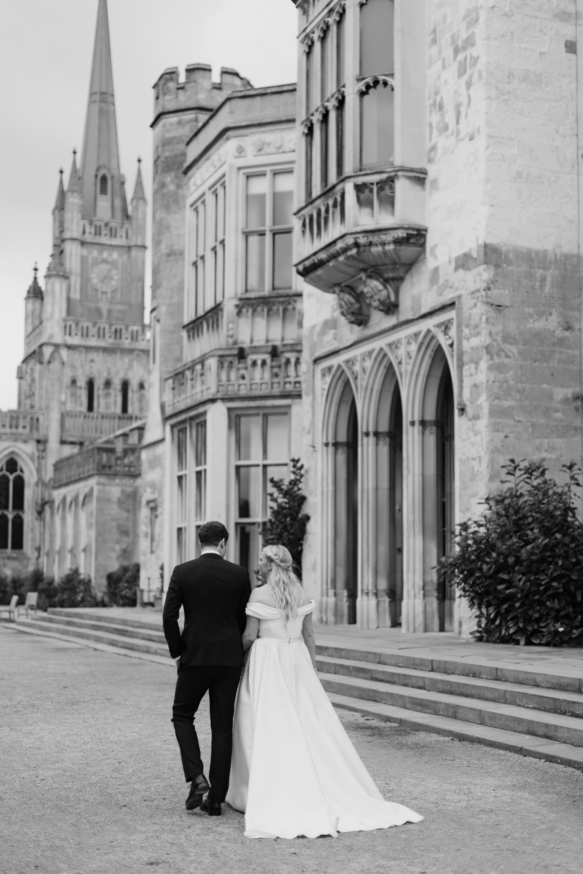 Beautiful bride Alex Light wore a wedding dress by Halfpenny London