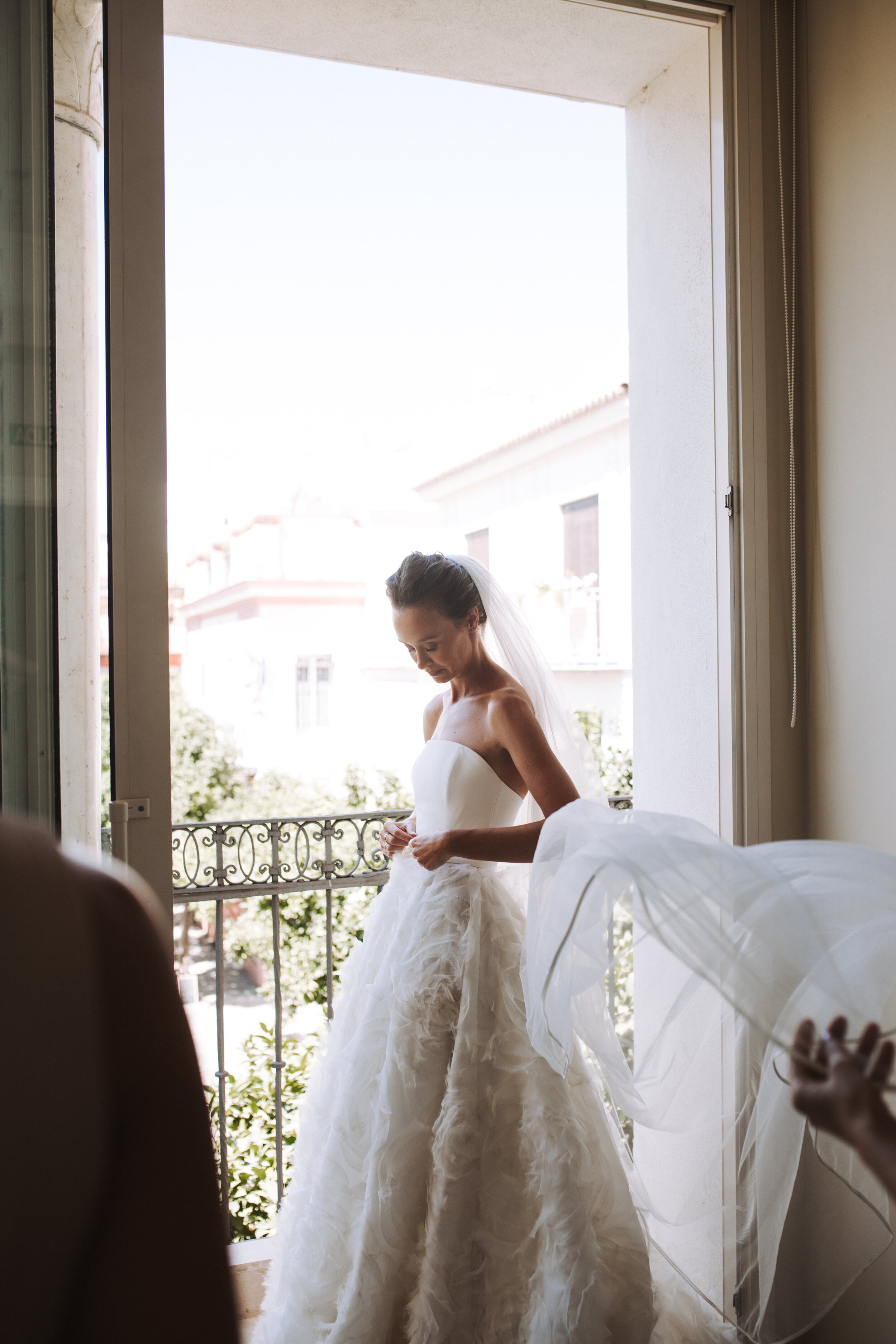 Beautiful bride Charlotte wore a wedding dress by Halfpenny London