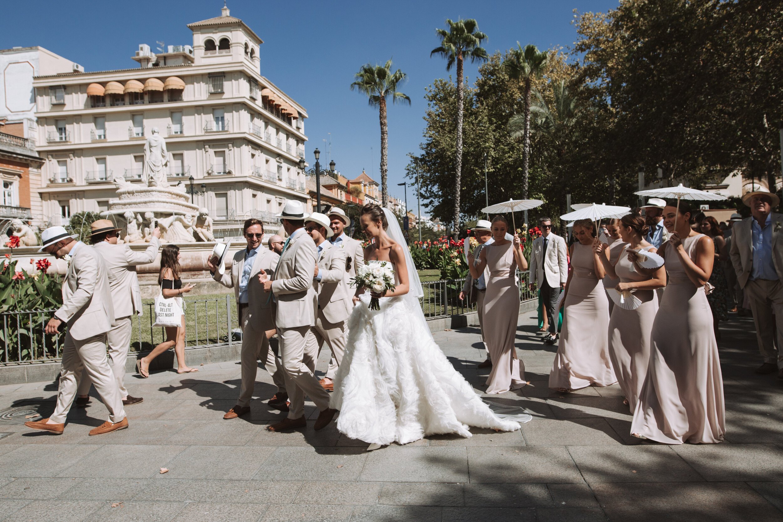 Beautiful bride Charlotte wore a wedding dress by Halfpenny London