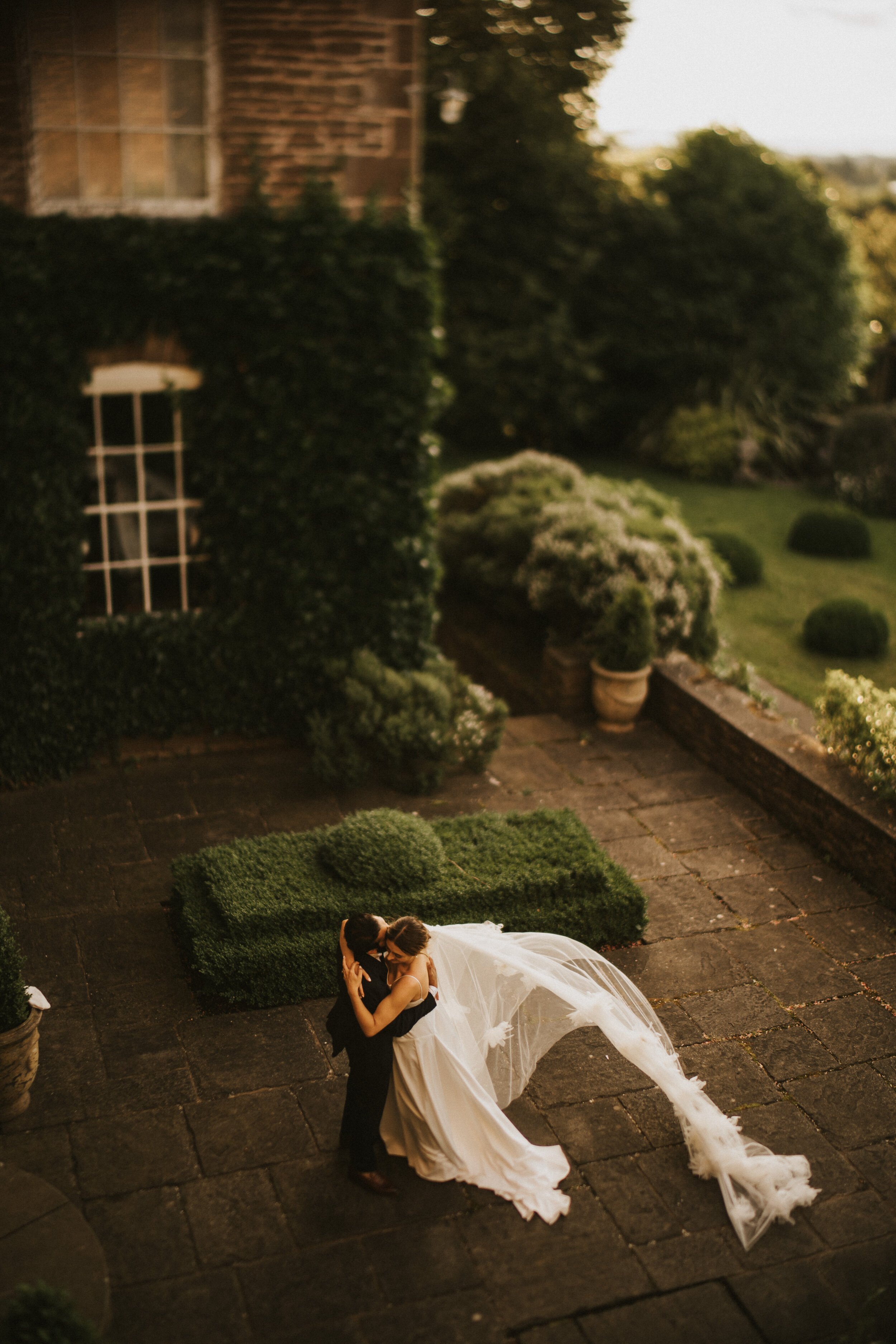 Beautiful bride Lauren wore a wedding dress by Halfpenny London