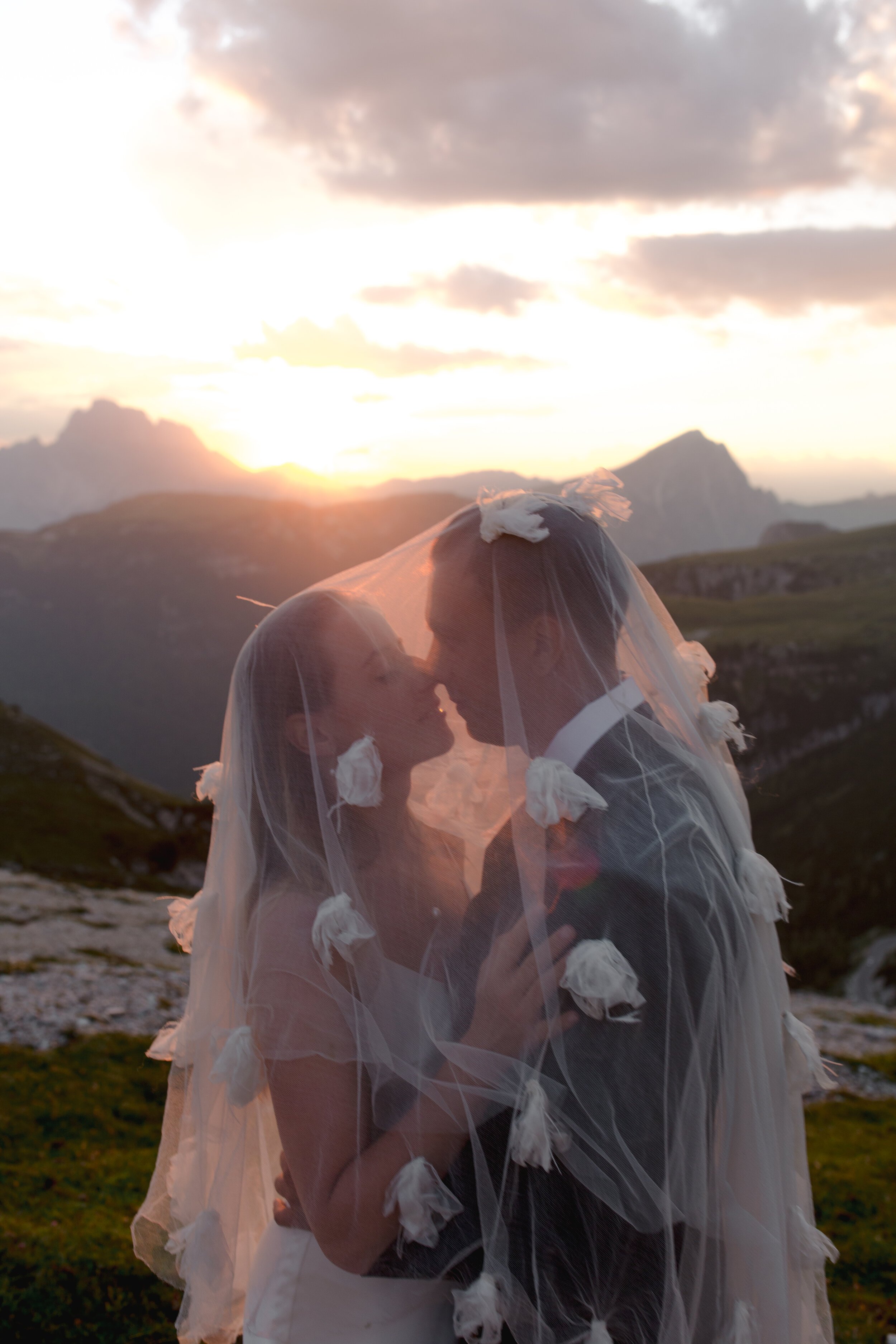 Beautiful bride Anna wore a wedding dress by Halfpenny London