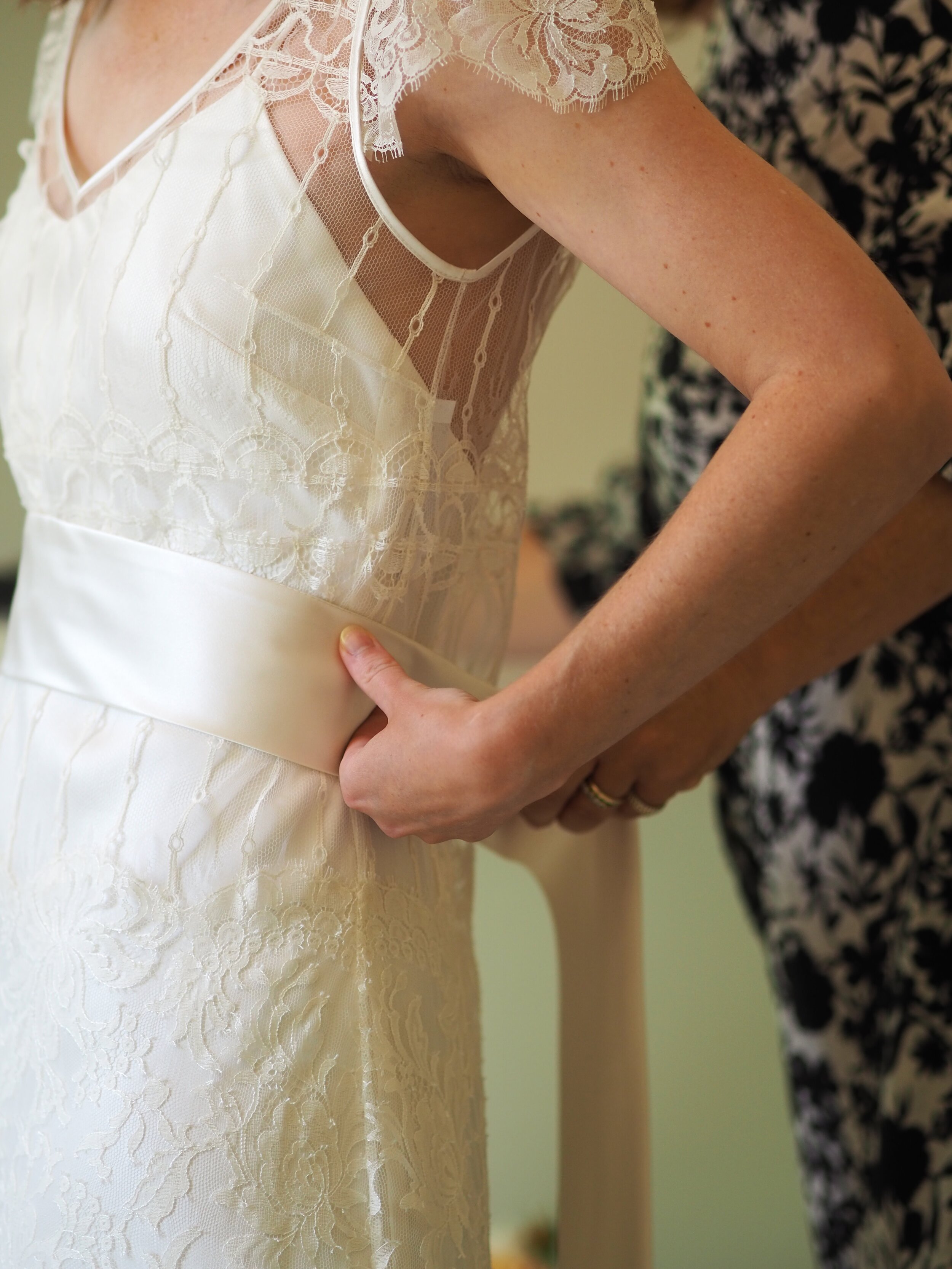  Beautiful bride Chloë wore a wedding dress by Halfpenny London 2500 x 3333 Beautiful bride Chloë wore a wedding dress by Halfpenny London