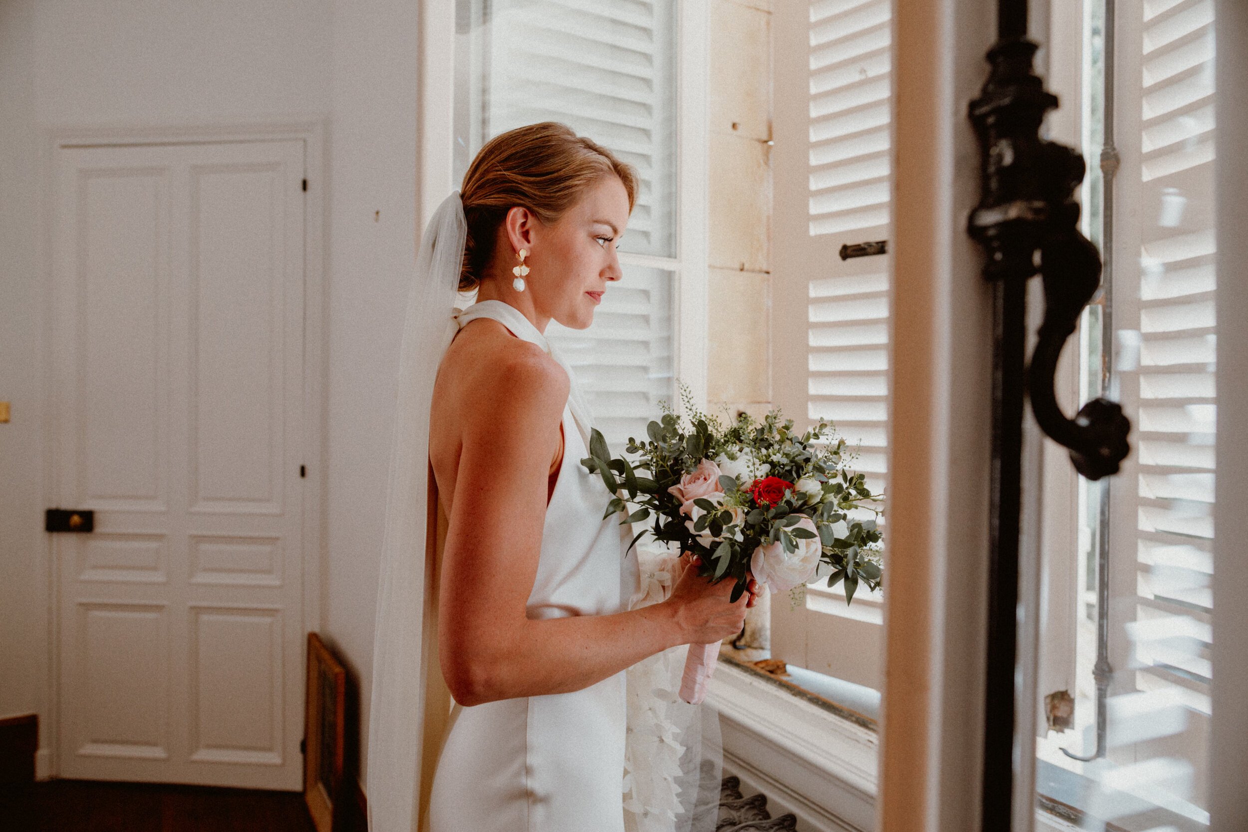 Beautiful bride Lizzie wore a wedding dress by Halfpenny London