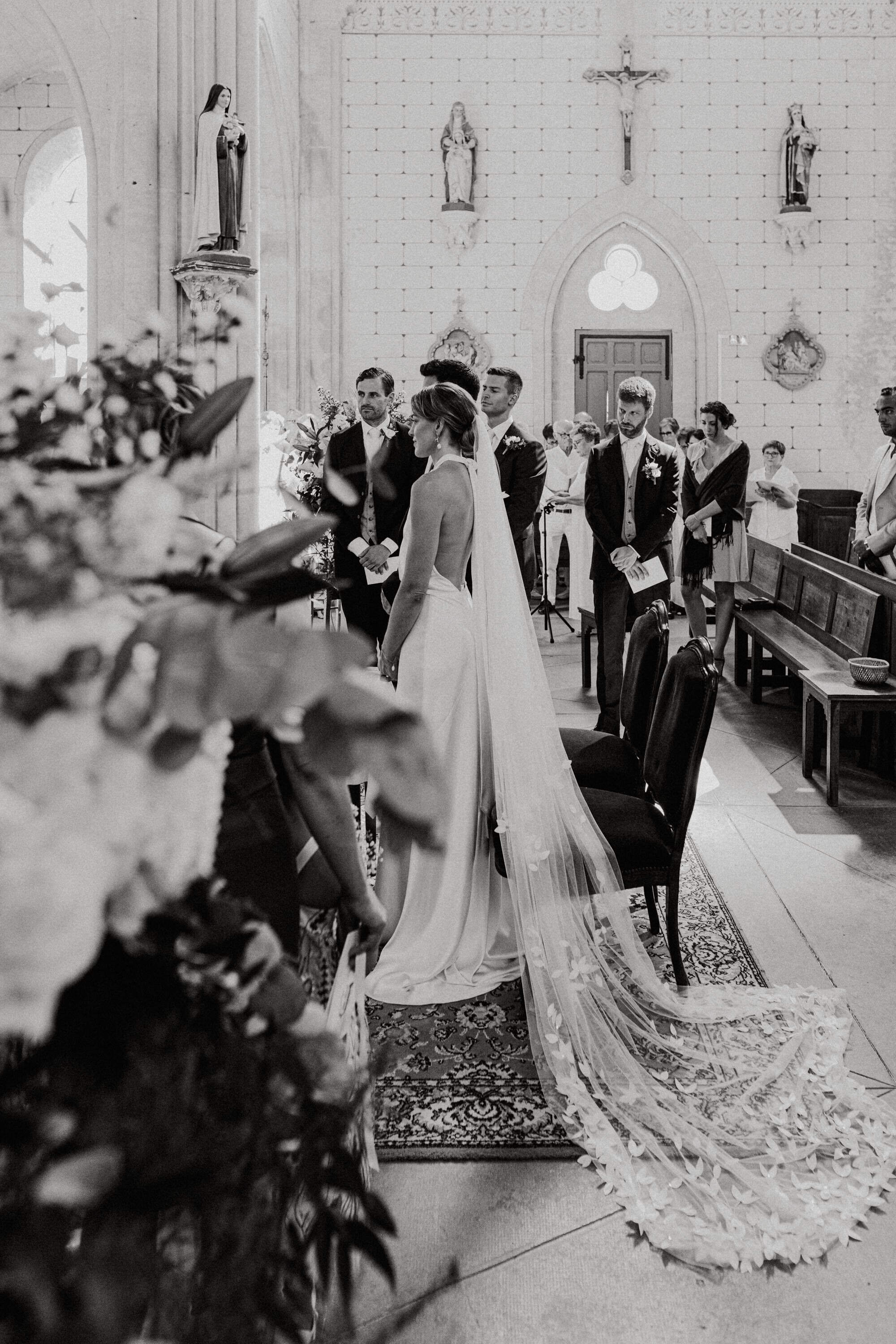 Beautiful bride Lizzie wore a wedding dress by Halfpenny London