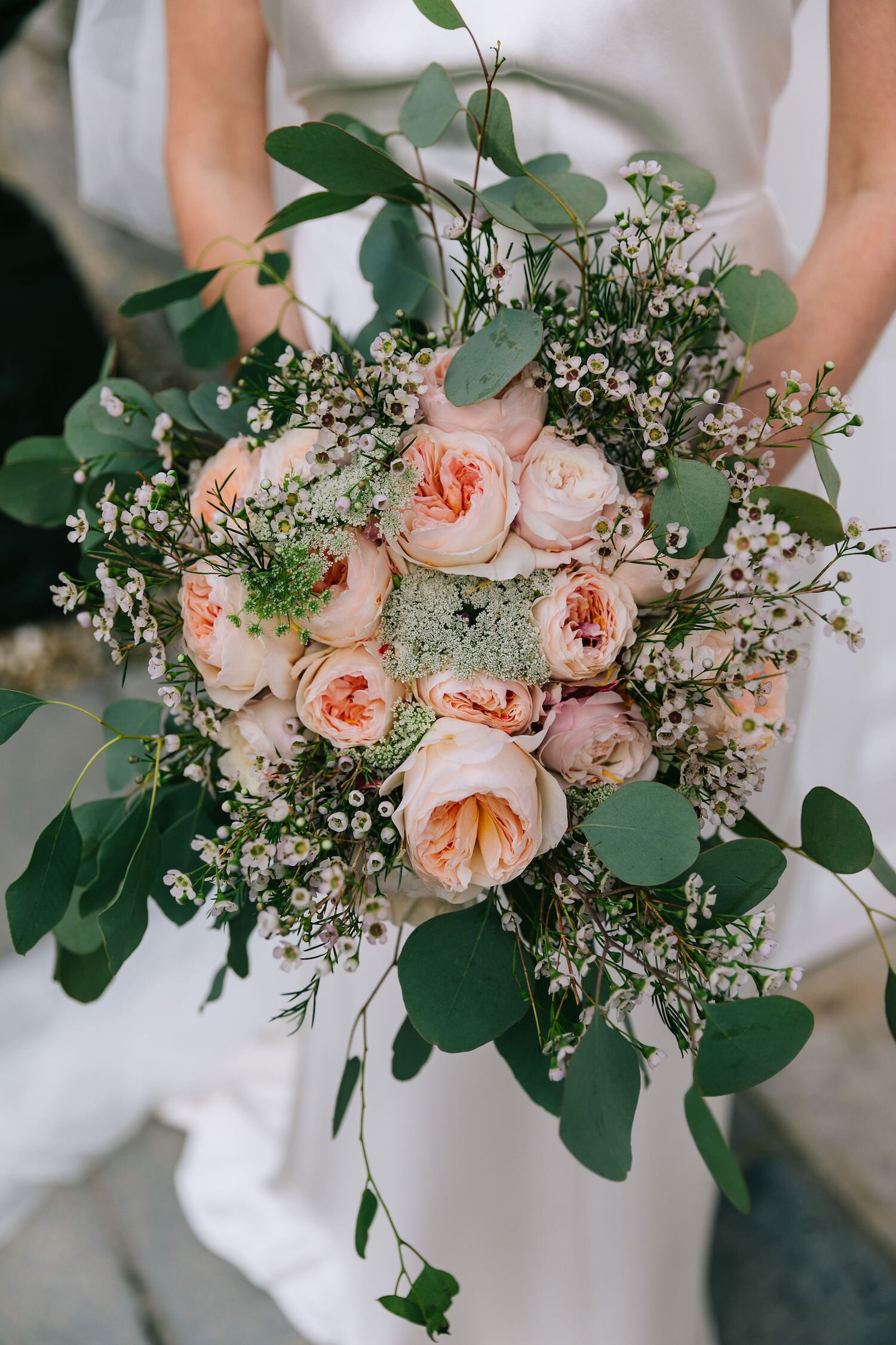 Beautiful bride Carly wore a wedding dress by Halfpenny London