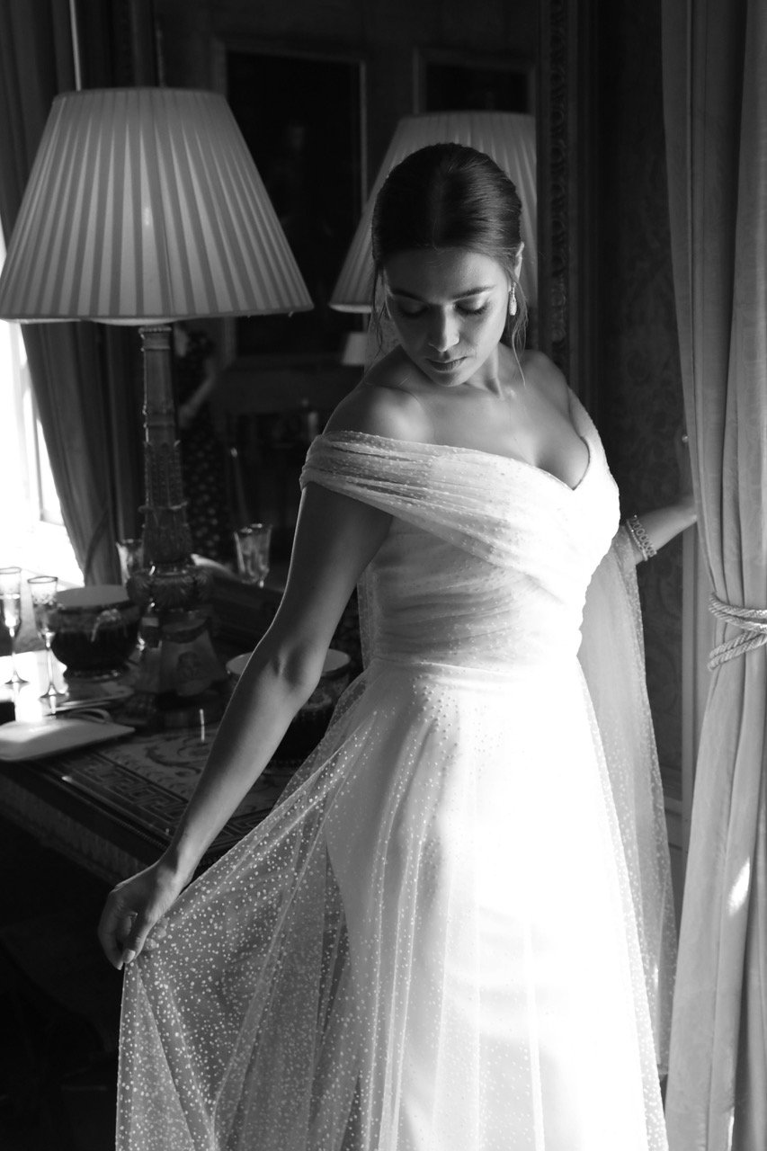 Beautiful Hannah wore a wedding dress by Halfpenny London