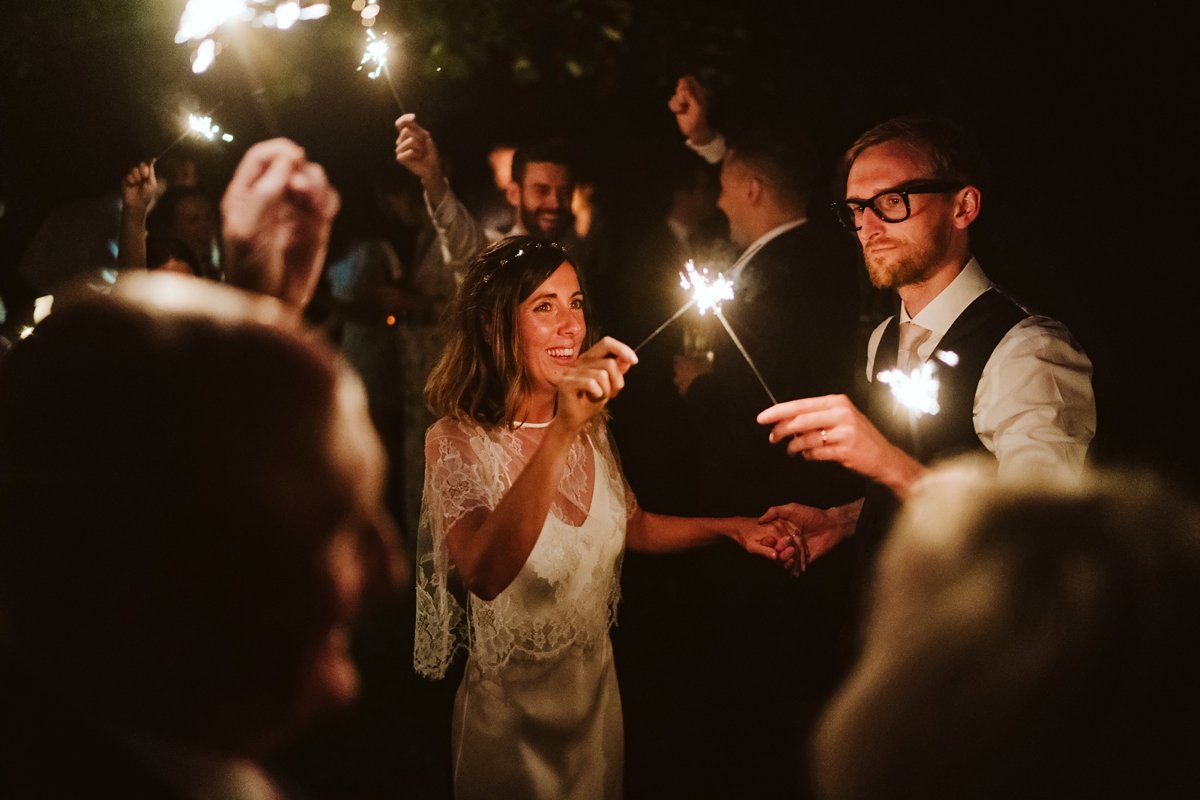 44-A-Halfpenny-London-bride-her-wedding-at-The-Pig-hotel-near-Bath.-Photography-by-John-Barwood.-.jpg