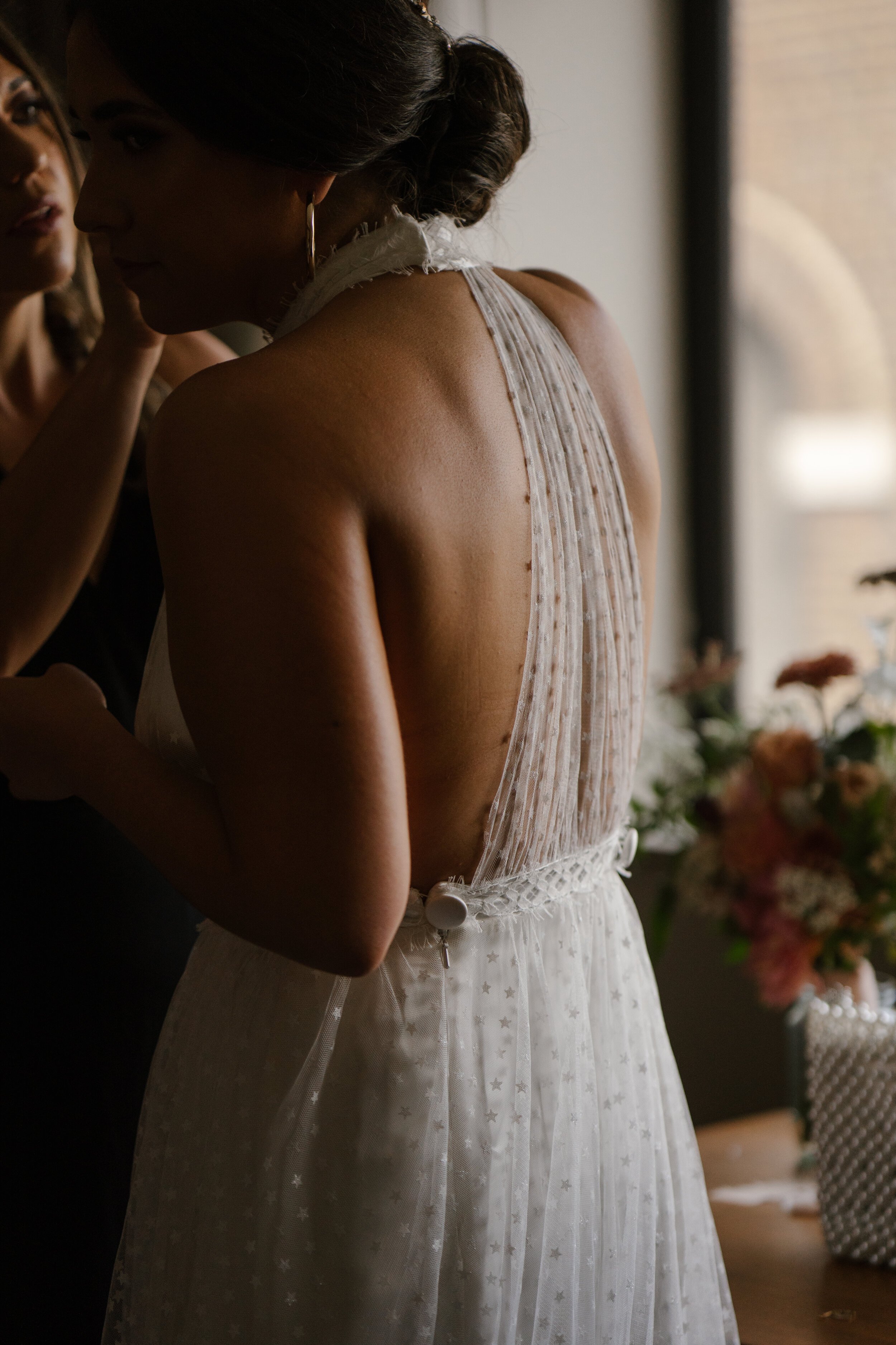 Beautiful bride Vanessa wore a wedding dress by Halfpenny London