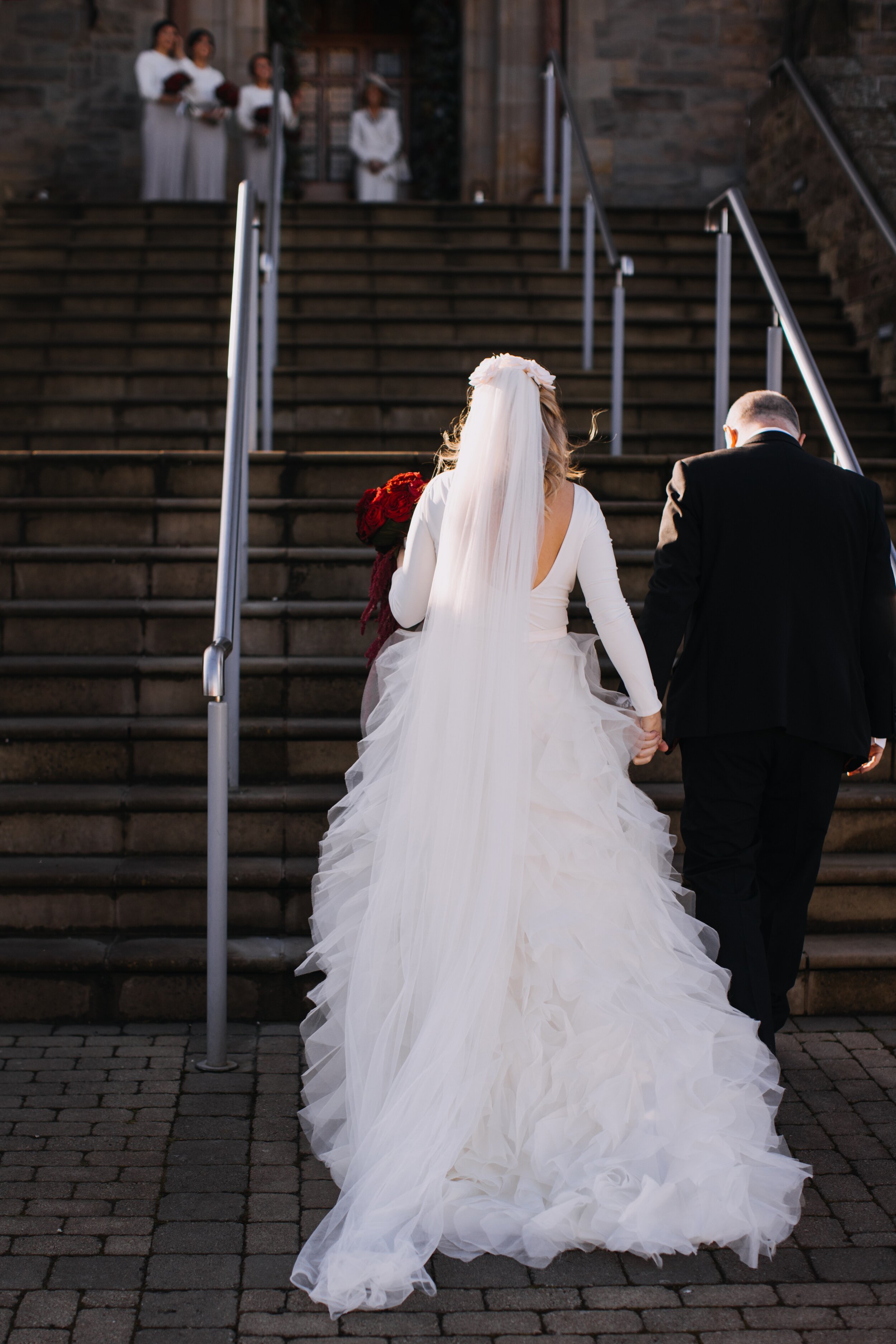 Beautiful bride Lisa wore a wedding dress by Halfpenny London