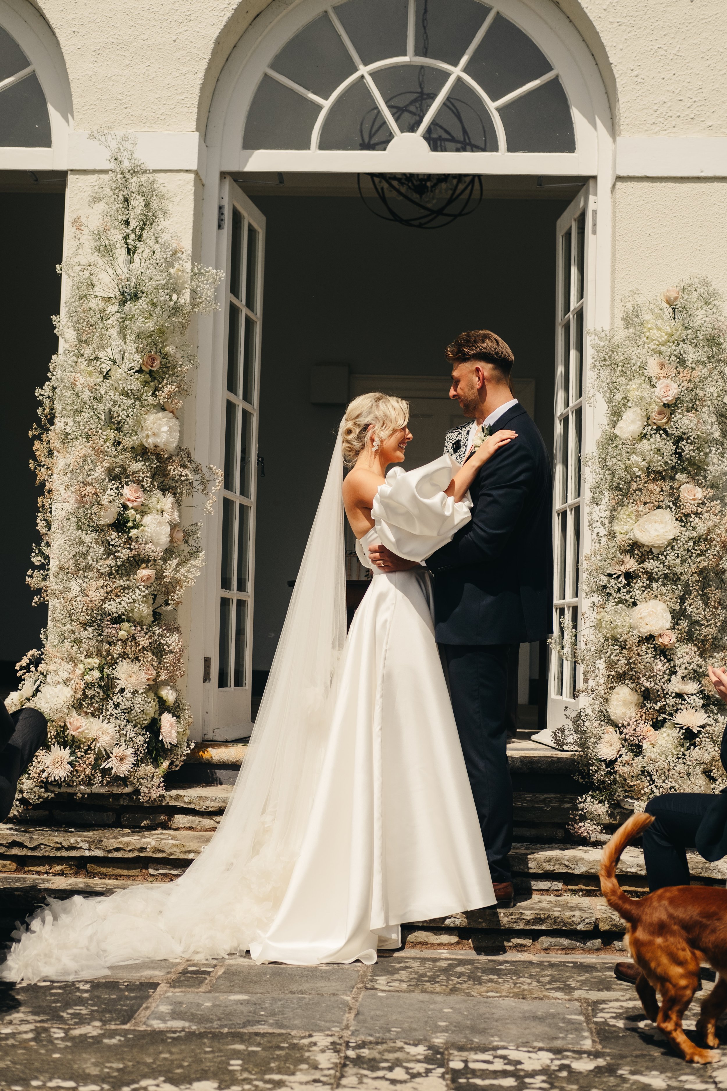 Beautiful bride Tamzen wears the Ellie skirt wedding dress by Halfpenny London