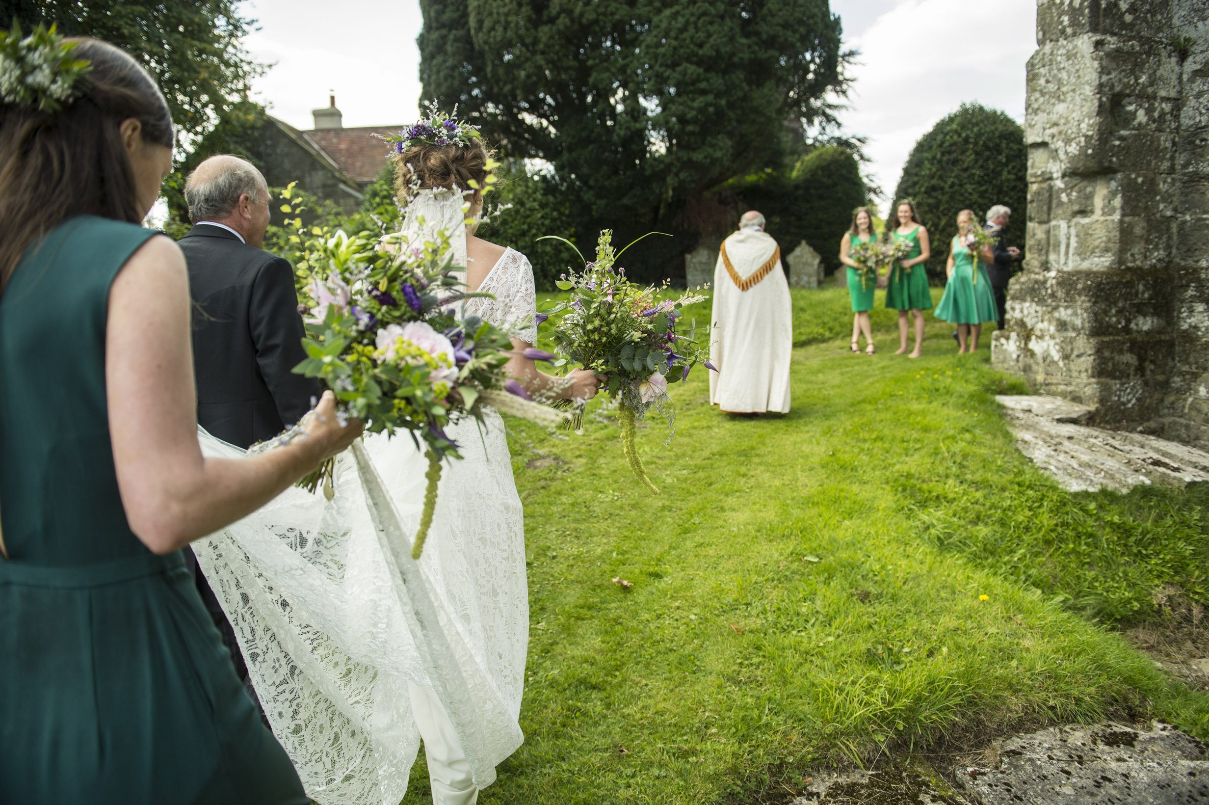 Beautiful+bride+Imogen+wore+a+lace+wedding+dress+by+Halfpenny+London3.jpeg